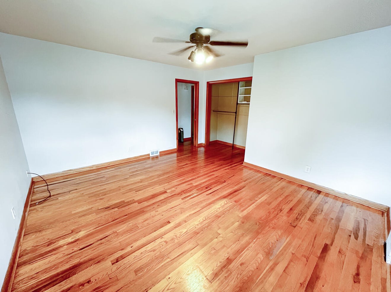 2710 James Blvd, Racine WI 53403-3250 exterior