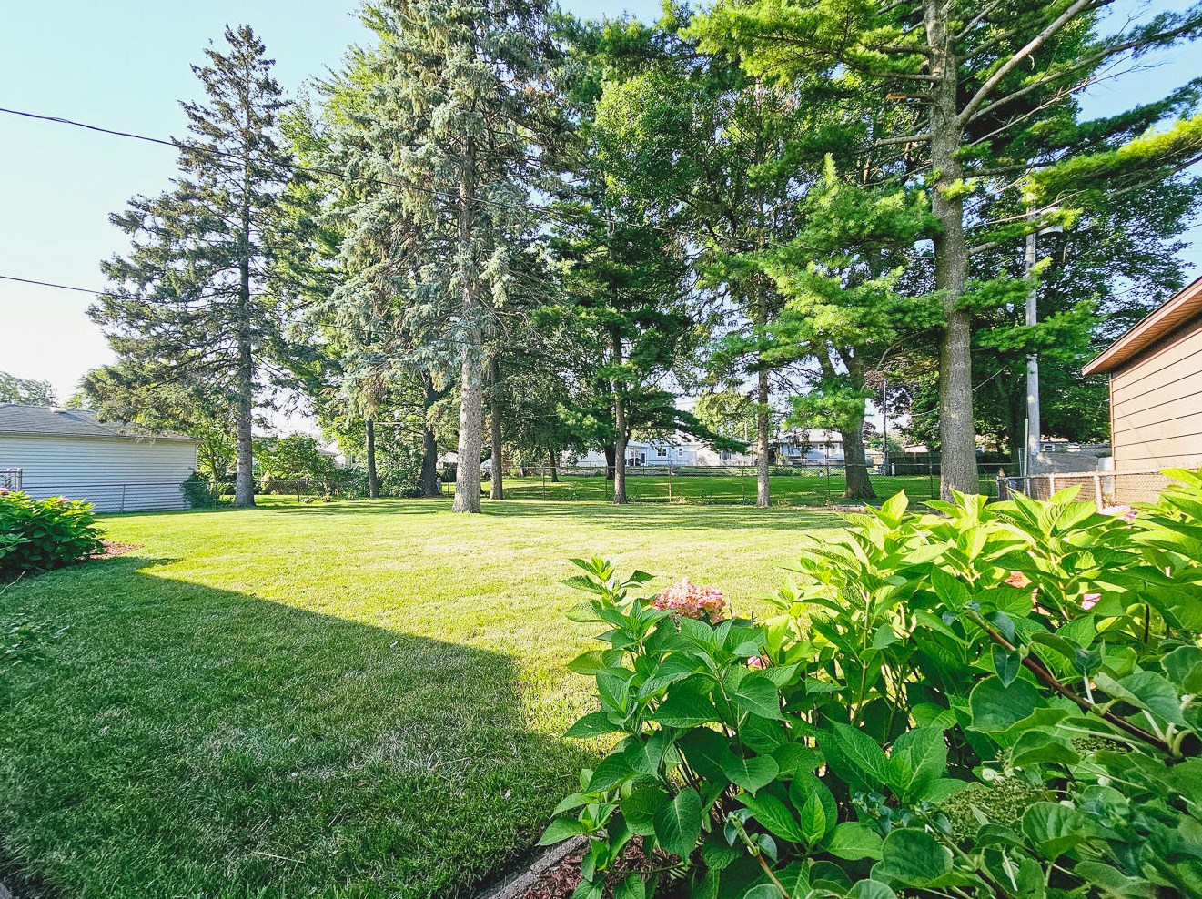 2710 James Blvd, Racine WI 53403-3250 exterior