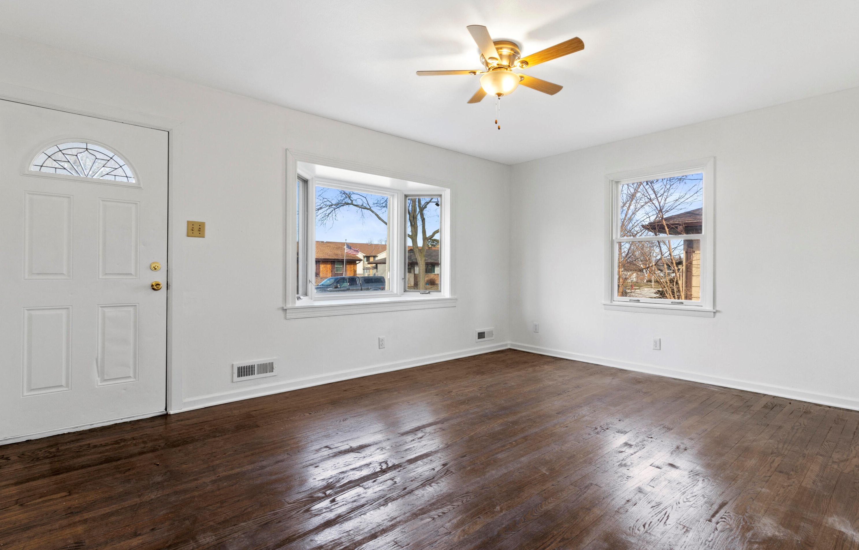 3705 E Henry Ave, Cudahy, WI 53110