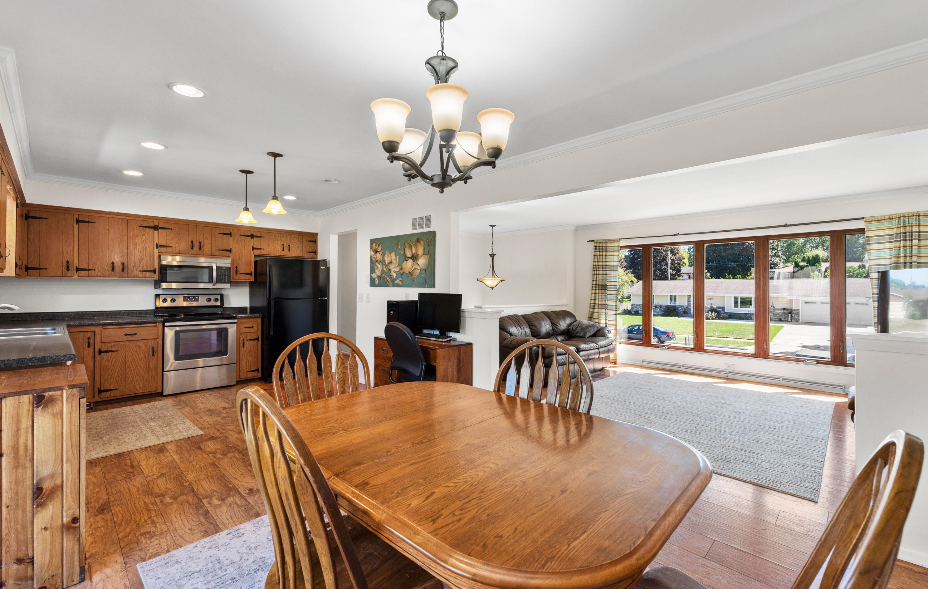 1330 Brooklane Dr, Kewaskum, WI 53040