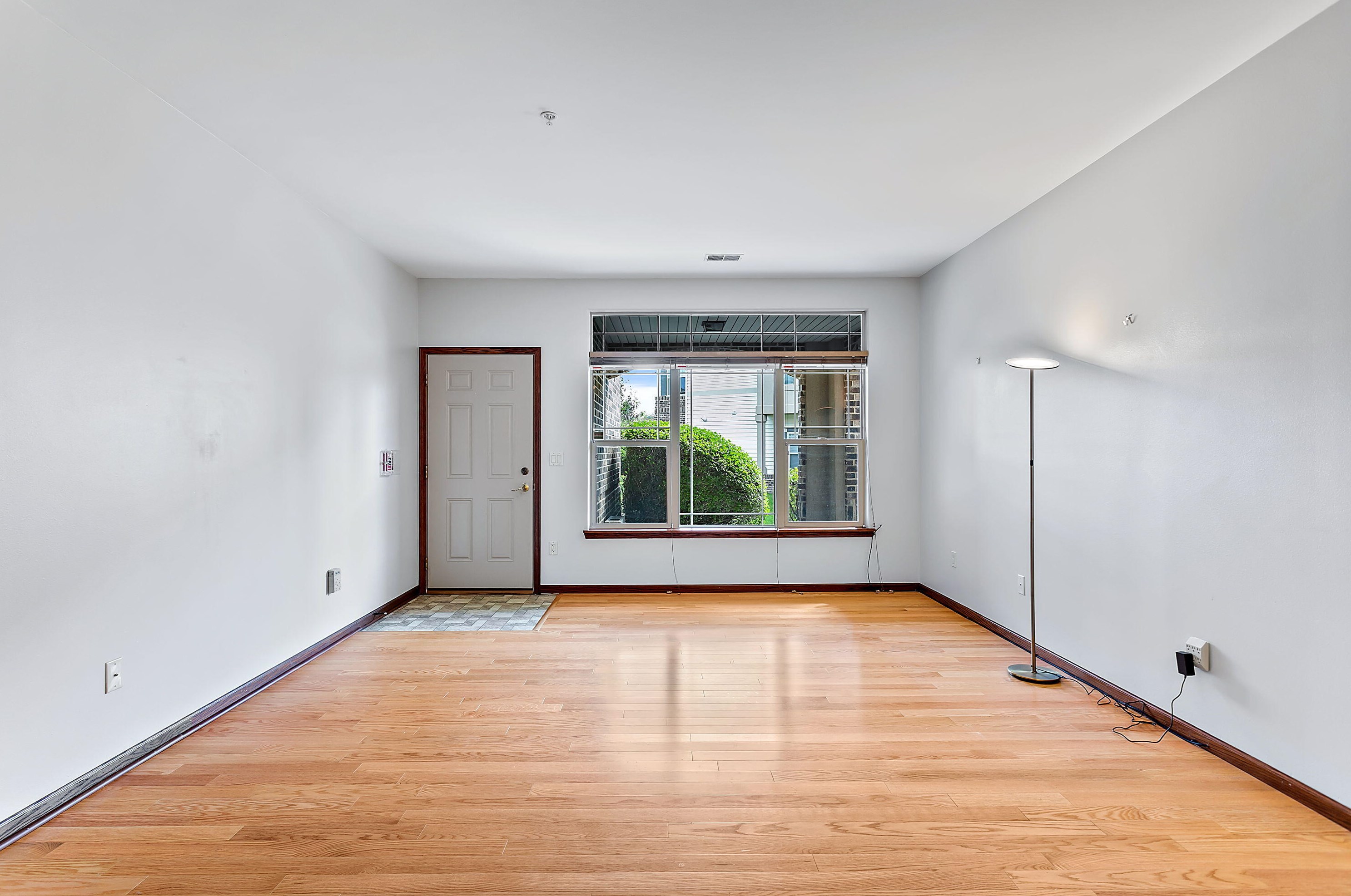 2933 Drexel Ave, Hales Corners, WI 53132-9357