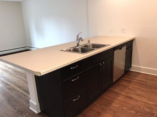 1039 N Cass St #26, Milwaukee, WI 53202