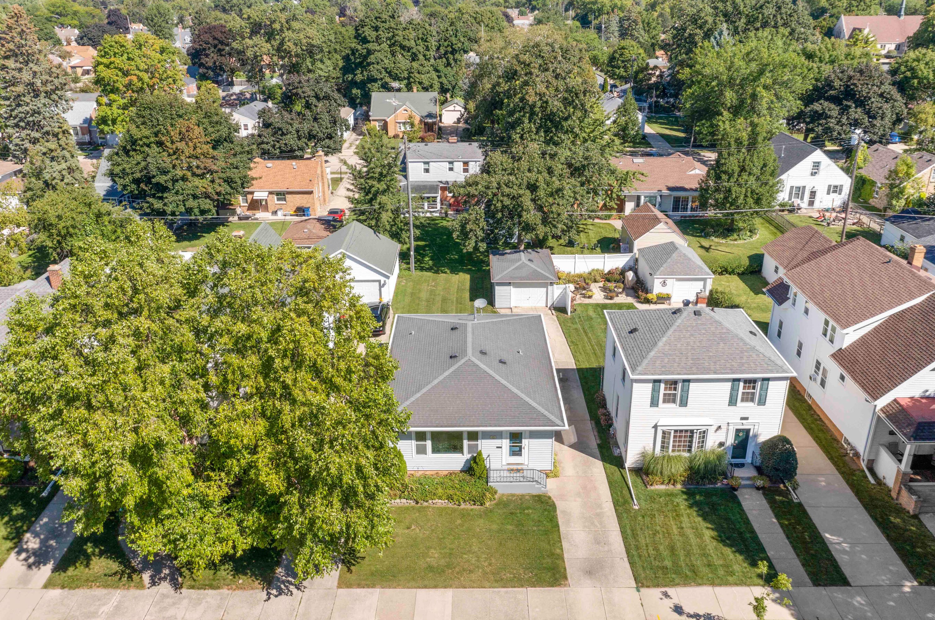 702 William St, Racine, WI 53402-4236