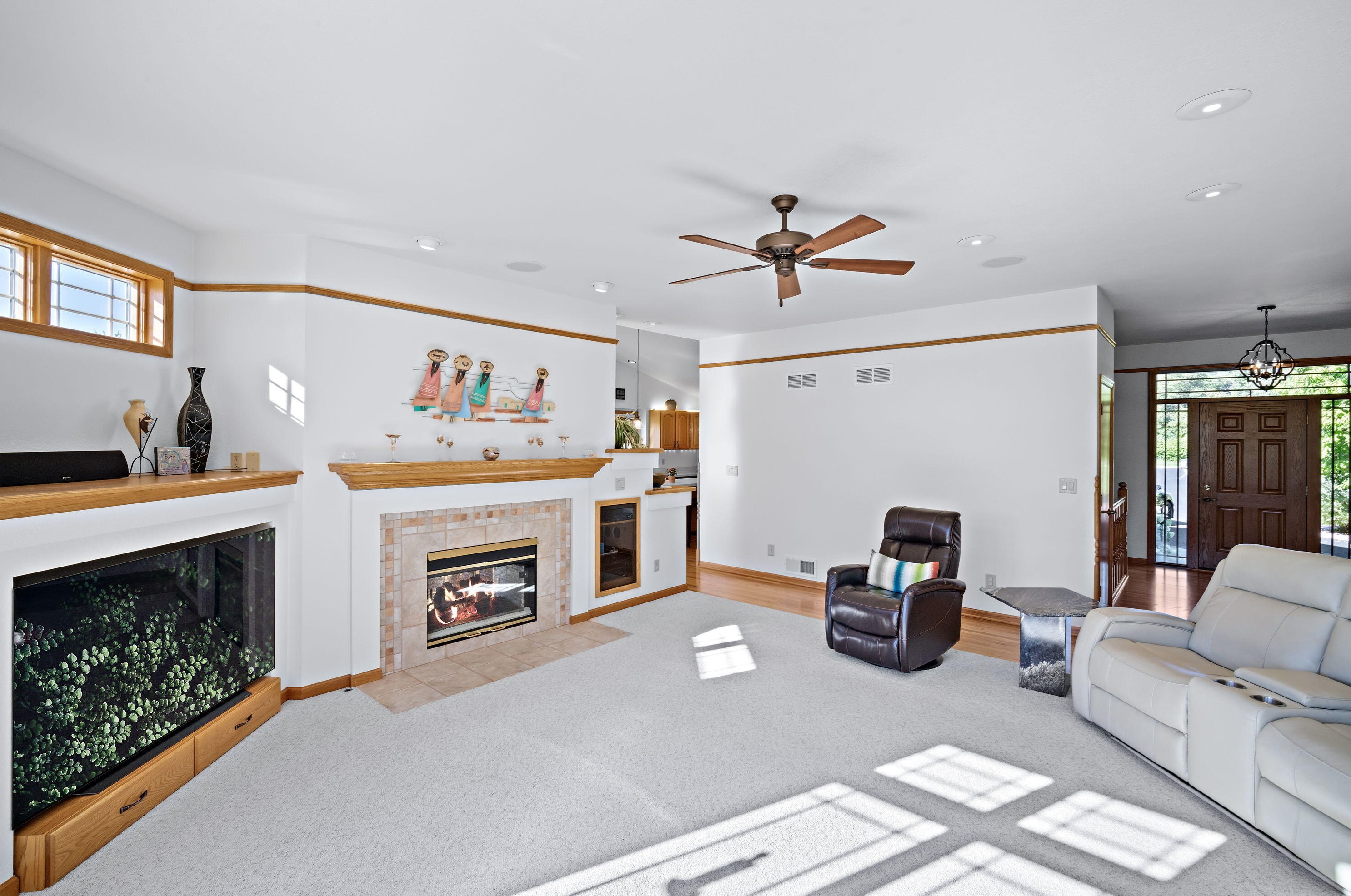 1588 Terry Rd, Hartford, WI 53027-8823
