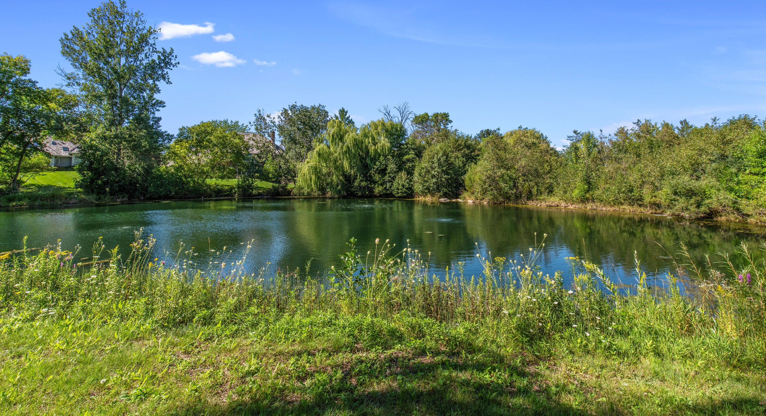 11405 Justin Dr, Thiensville WI  53092-2785 exterior