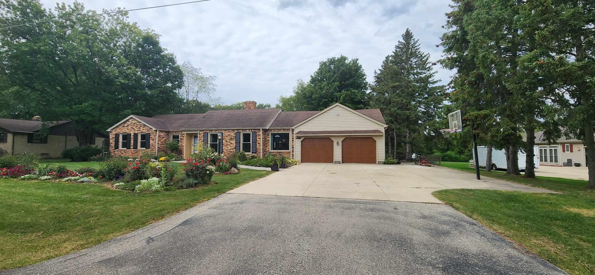 10800 41st Ave, Kenosha, WI 53158