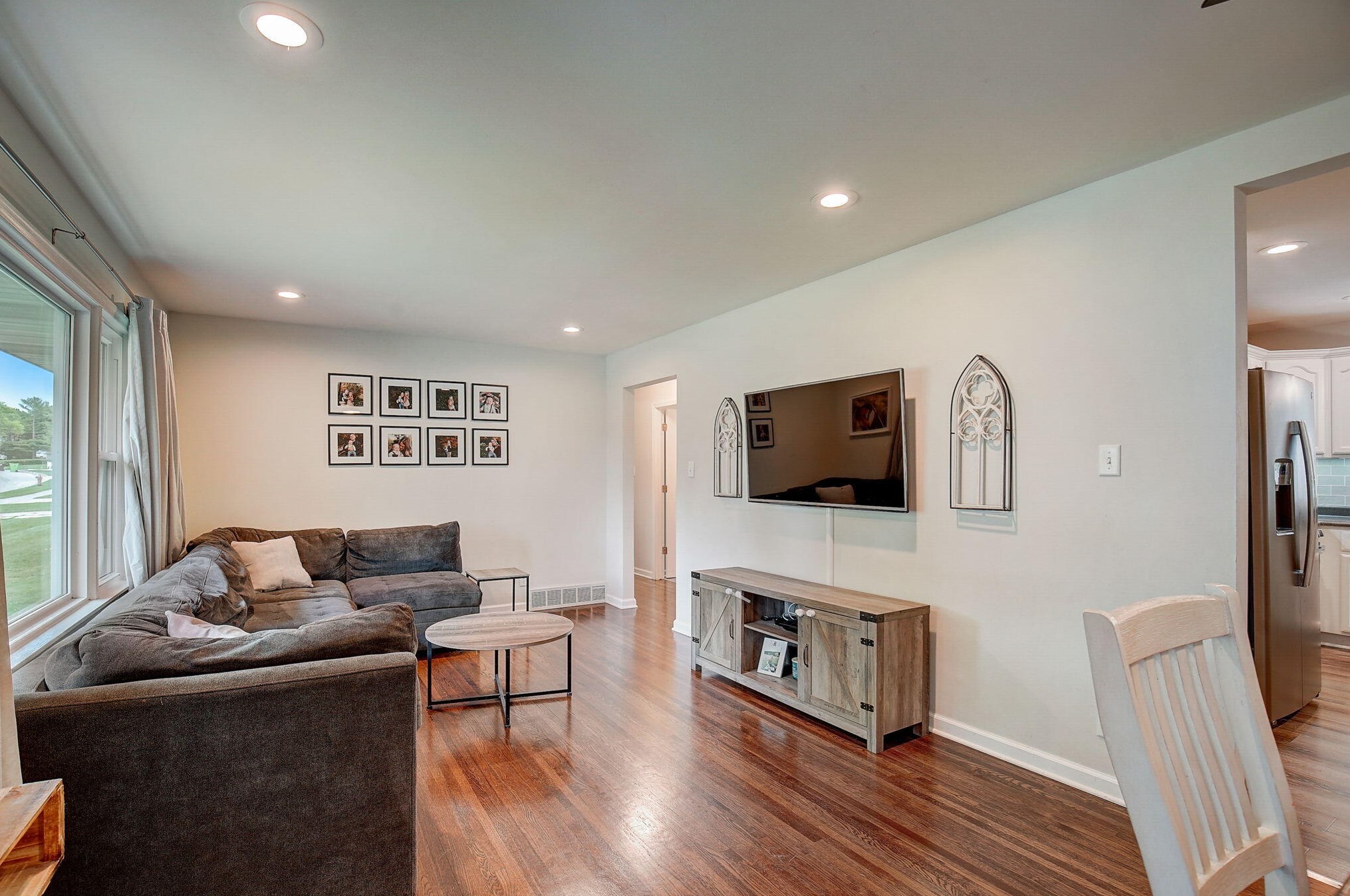 1216 Meadow Ln, Kewaskum, WI 53040