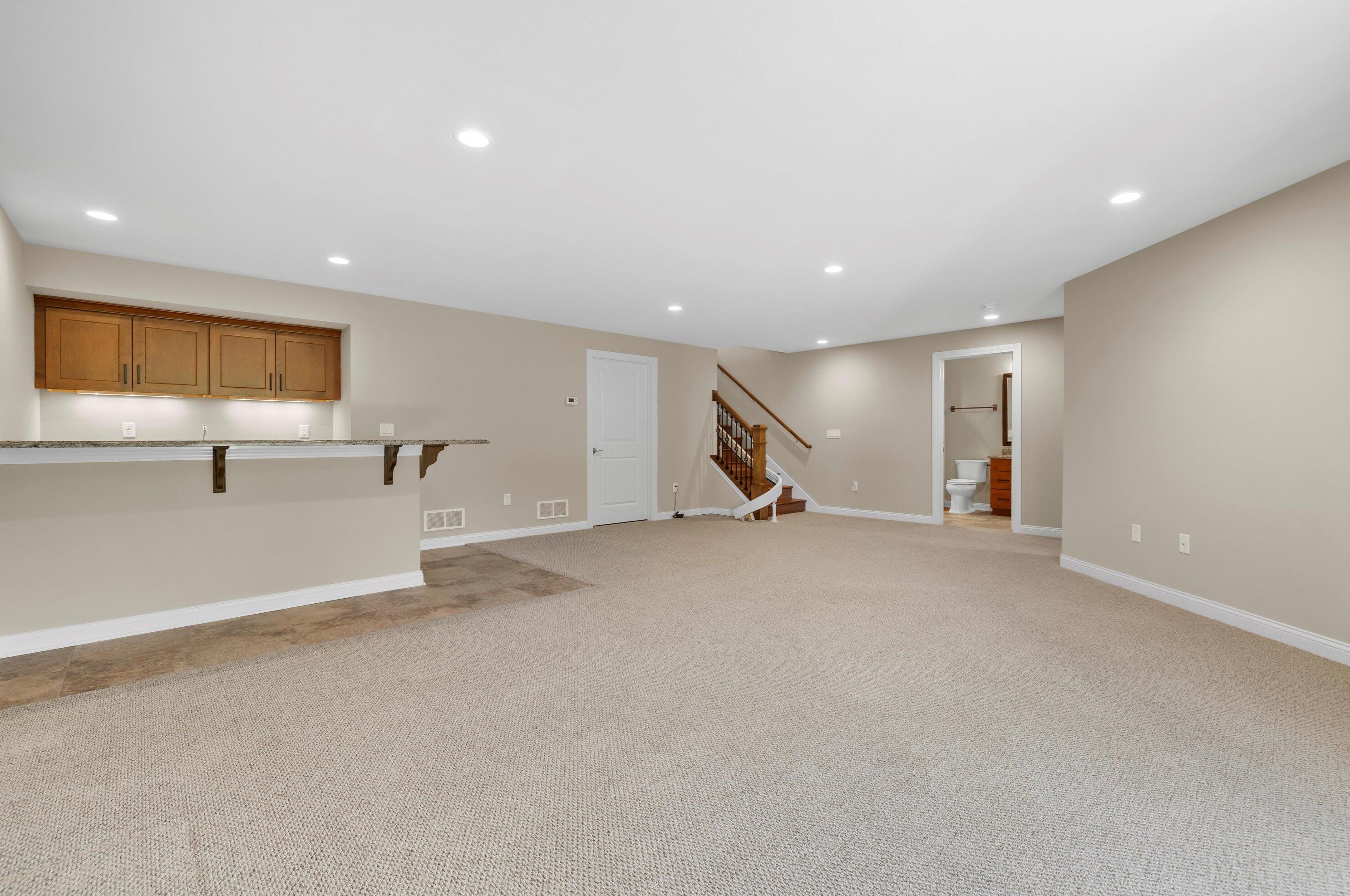 3086 Villa Dr, Hales Corners WI  53132-7707 exterior