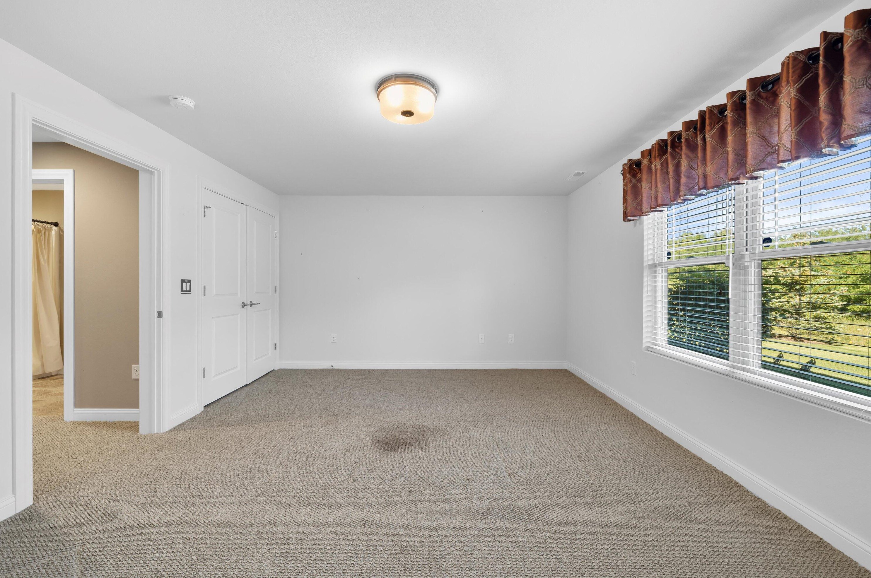 3086 Villa Dr, Hales Corners WI  53132-7707 exterior