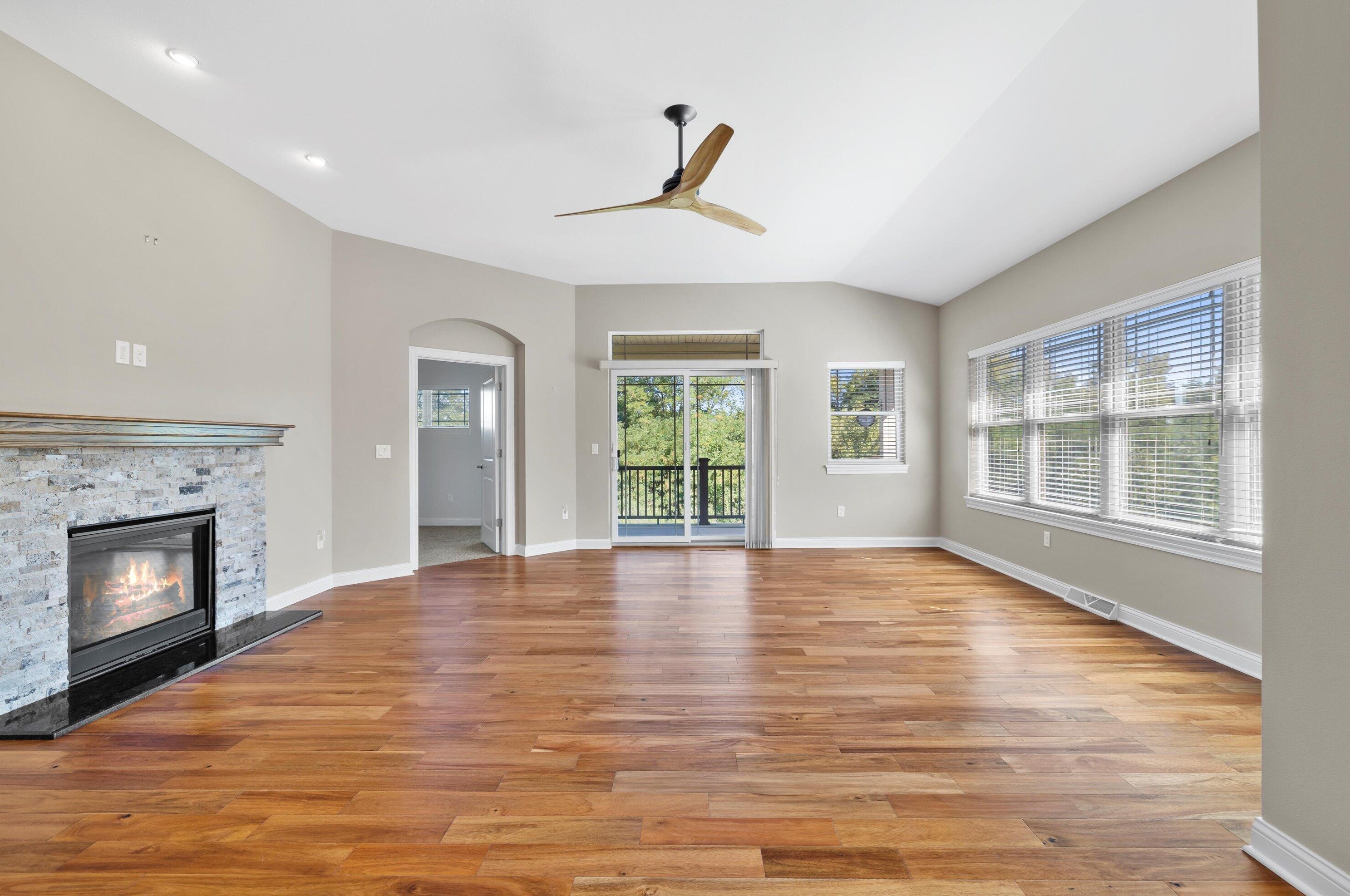 3086 Villa Dr, Hales Corners WI  53132-7707 exterior