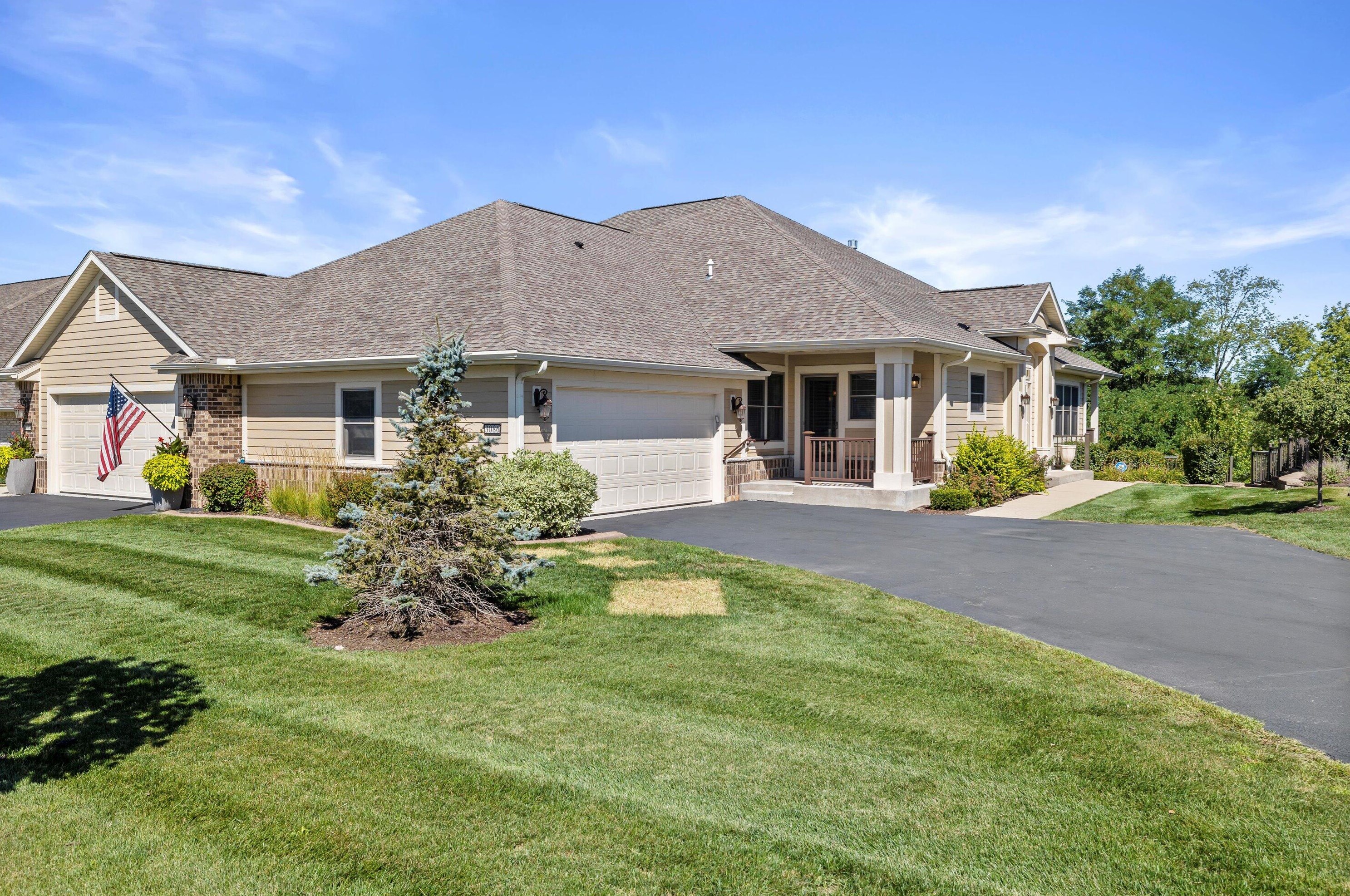 3086 Villa Dr, Hales Corners, WI 53132-7707