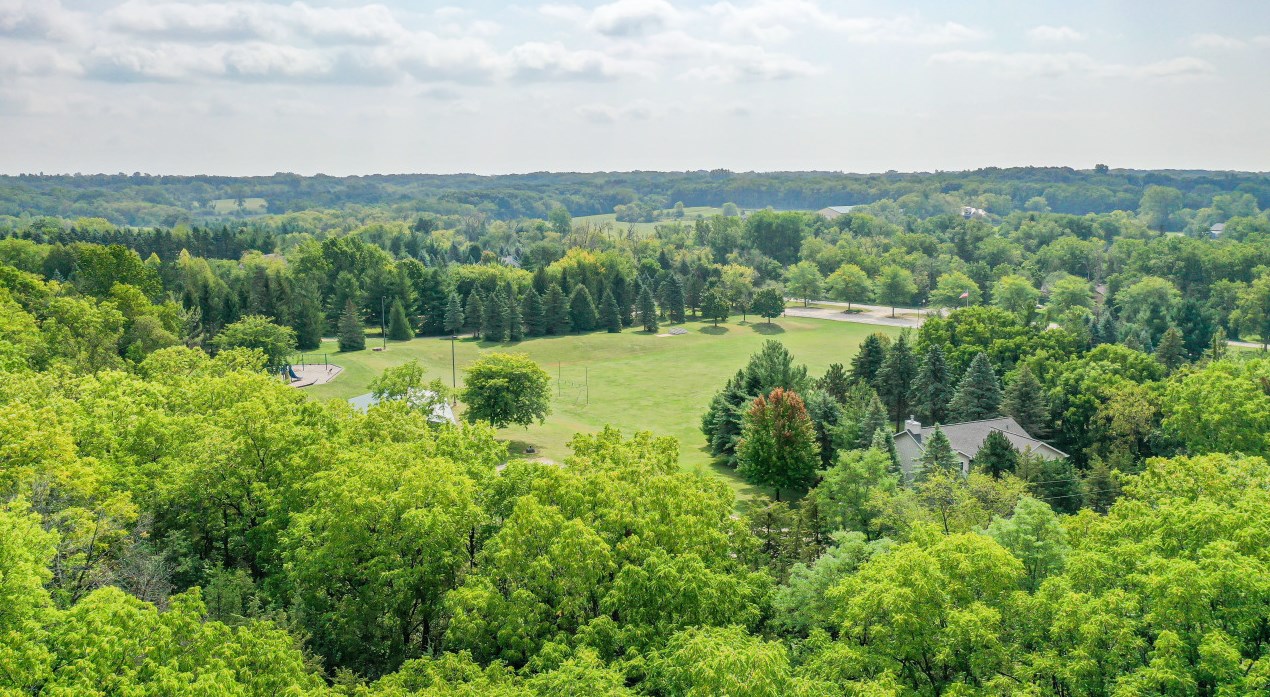 3014 Richmond Park Dr, Twin Lakes, WI 53181
