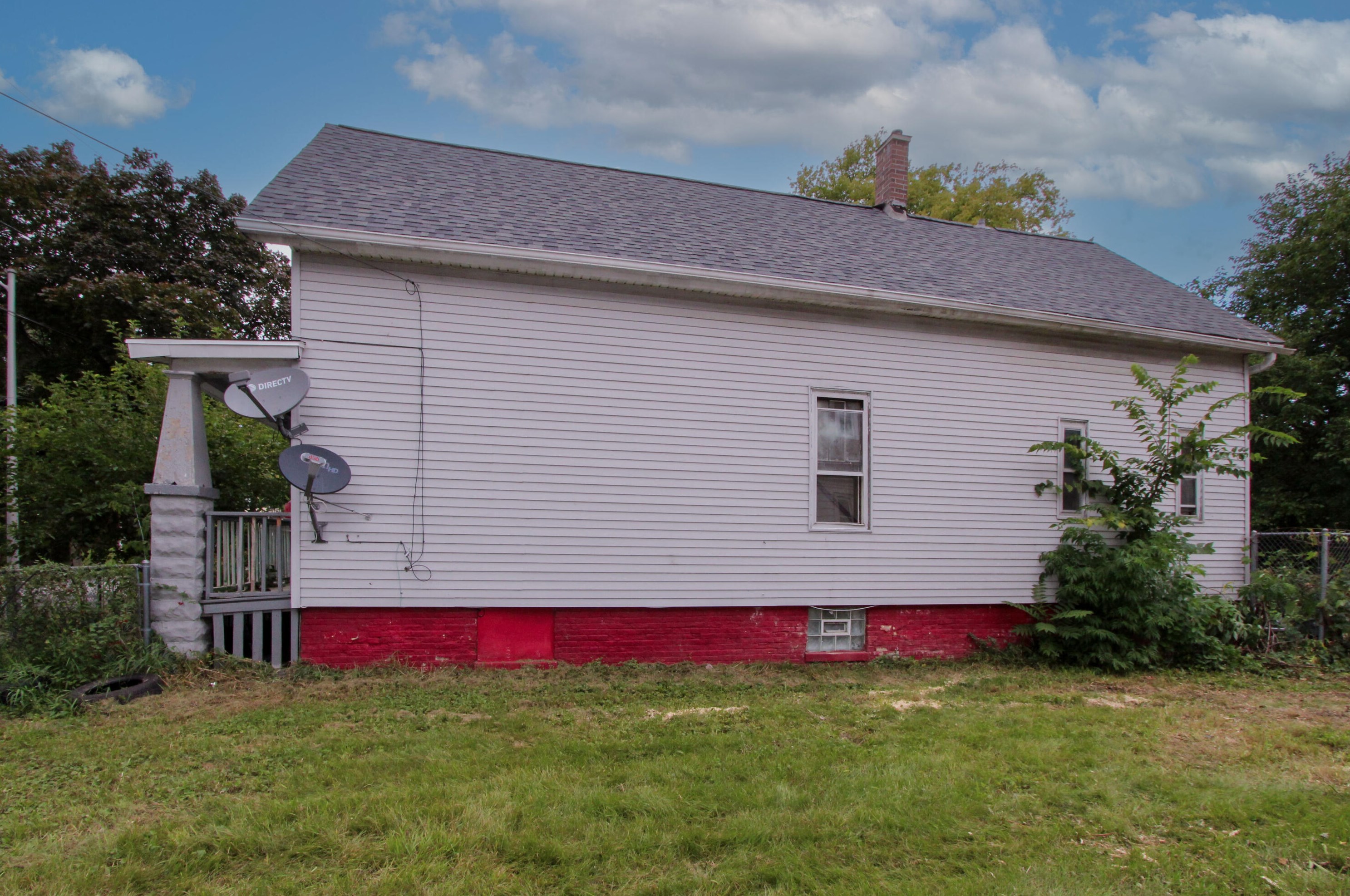 1938 N 24th St, Milwaukee, WI 53205