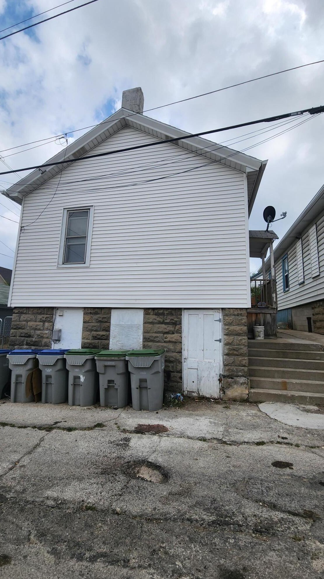 1539 S 11th St, Milwaukee, WI 53204
