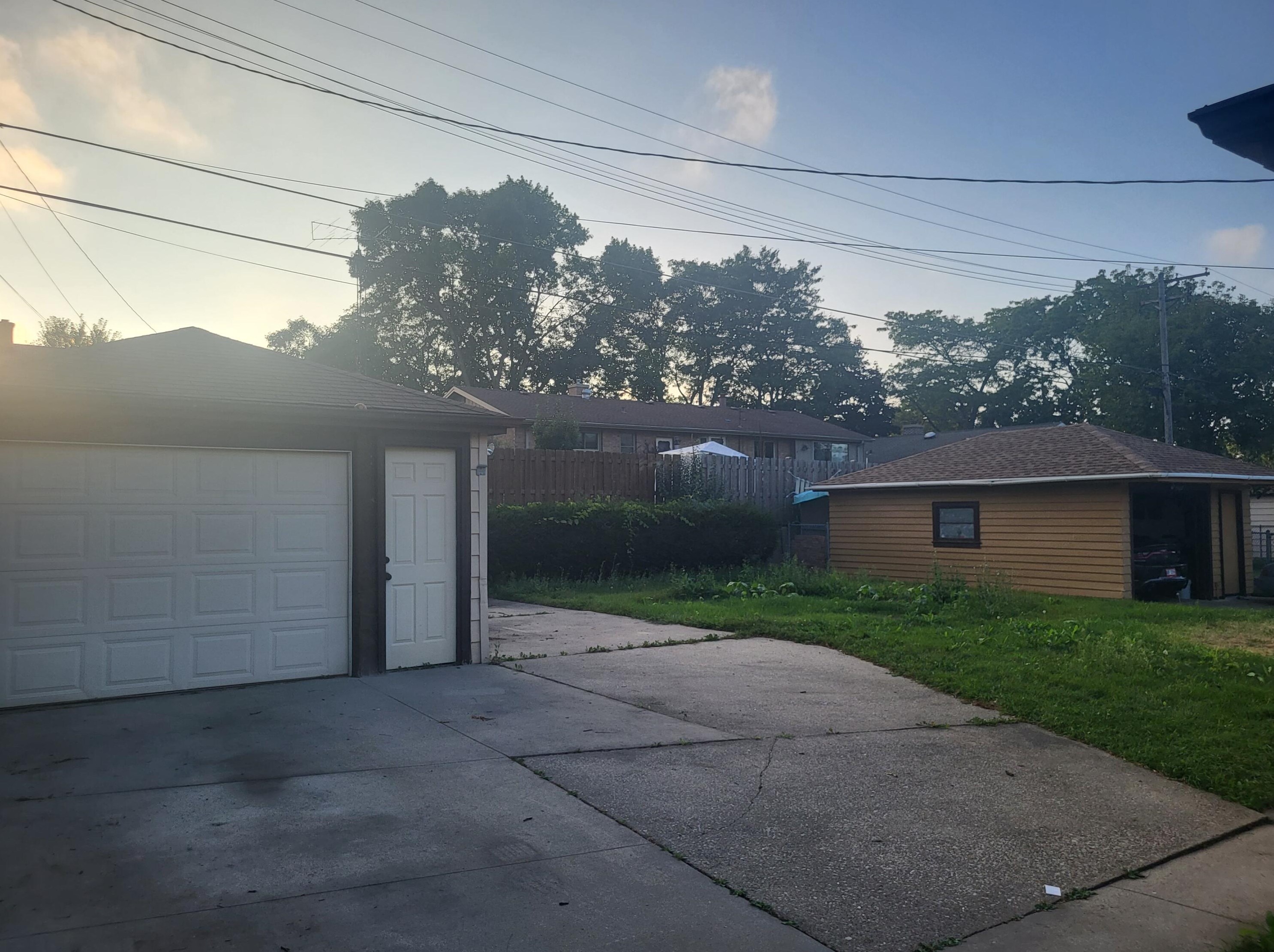 612 Ohio St, Racine, WI 53405-2202