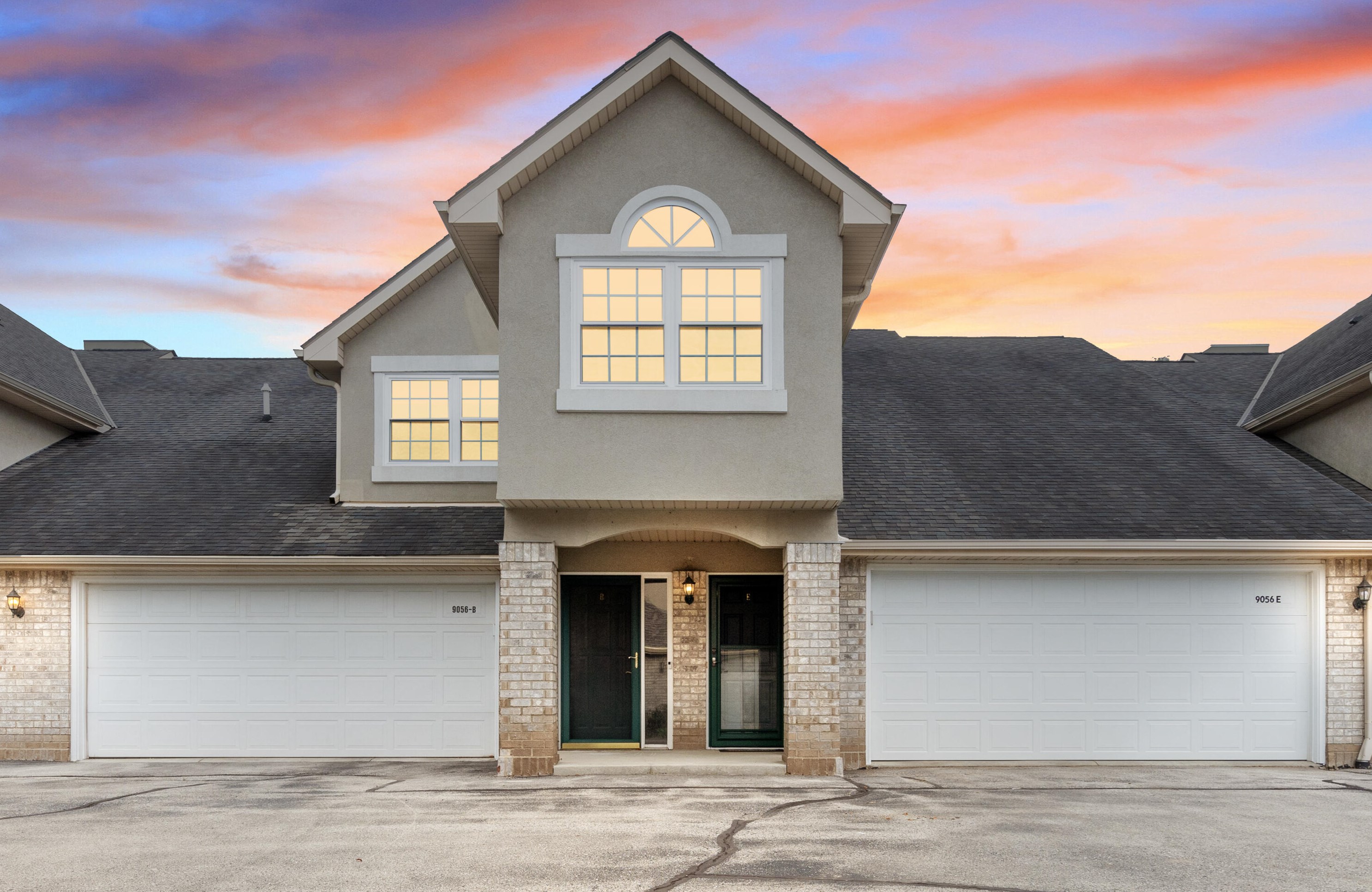 9056 Elm Ct, Hales Corners, WI 53132-7816