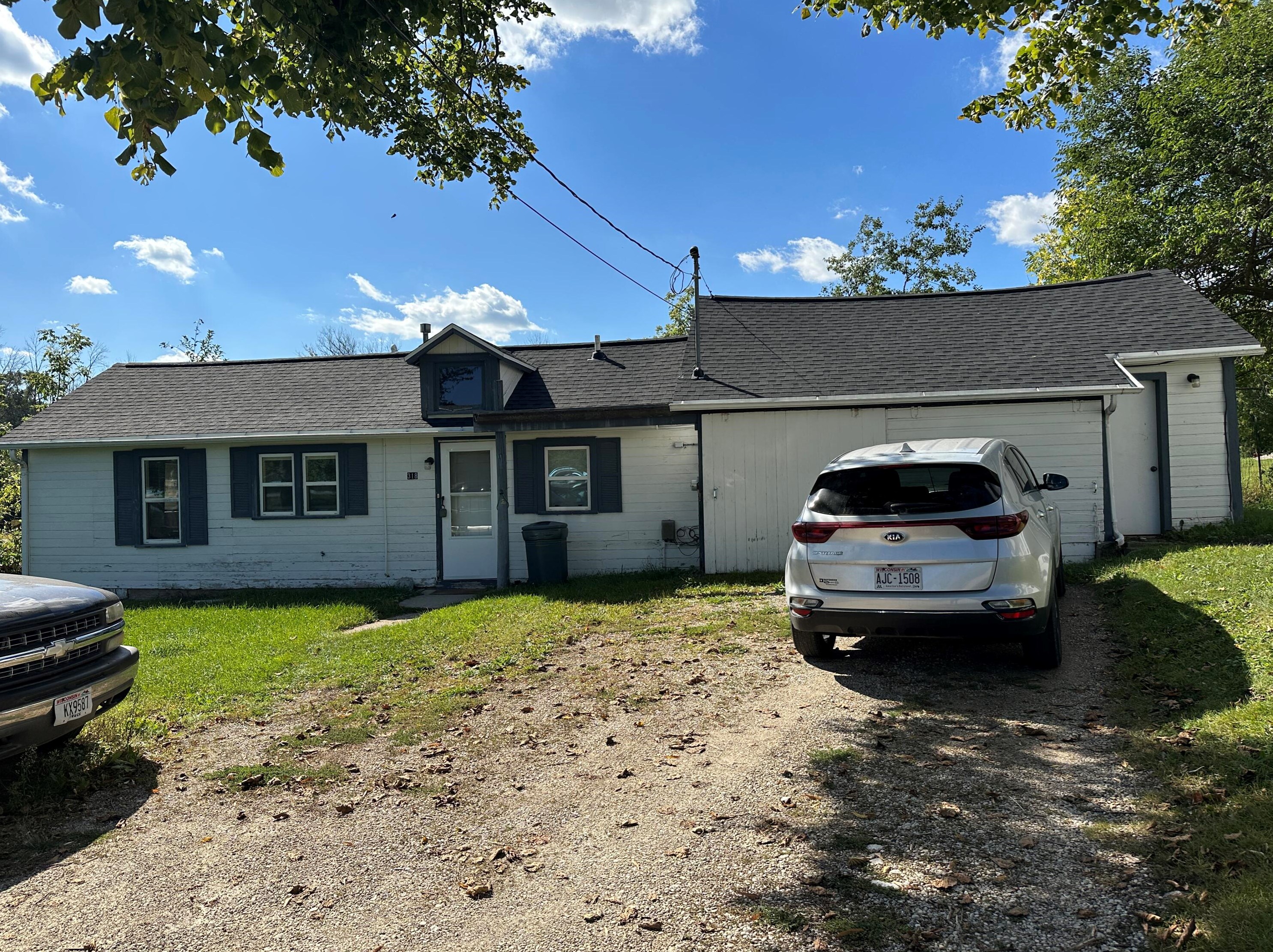 312 N Mill St #316/318, Waldo, WI 53093
