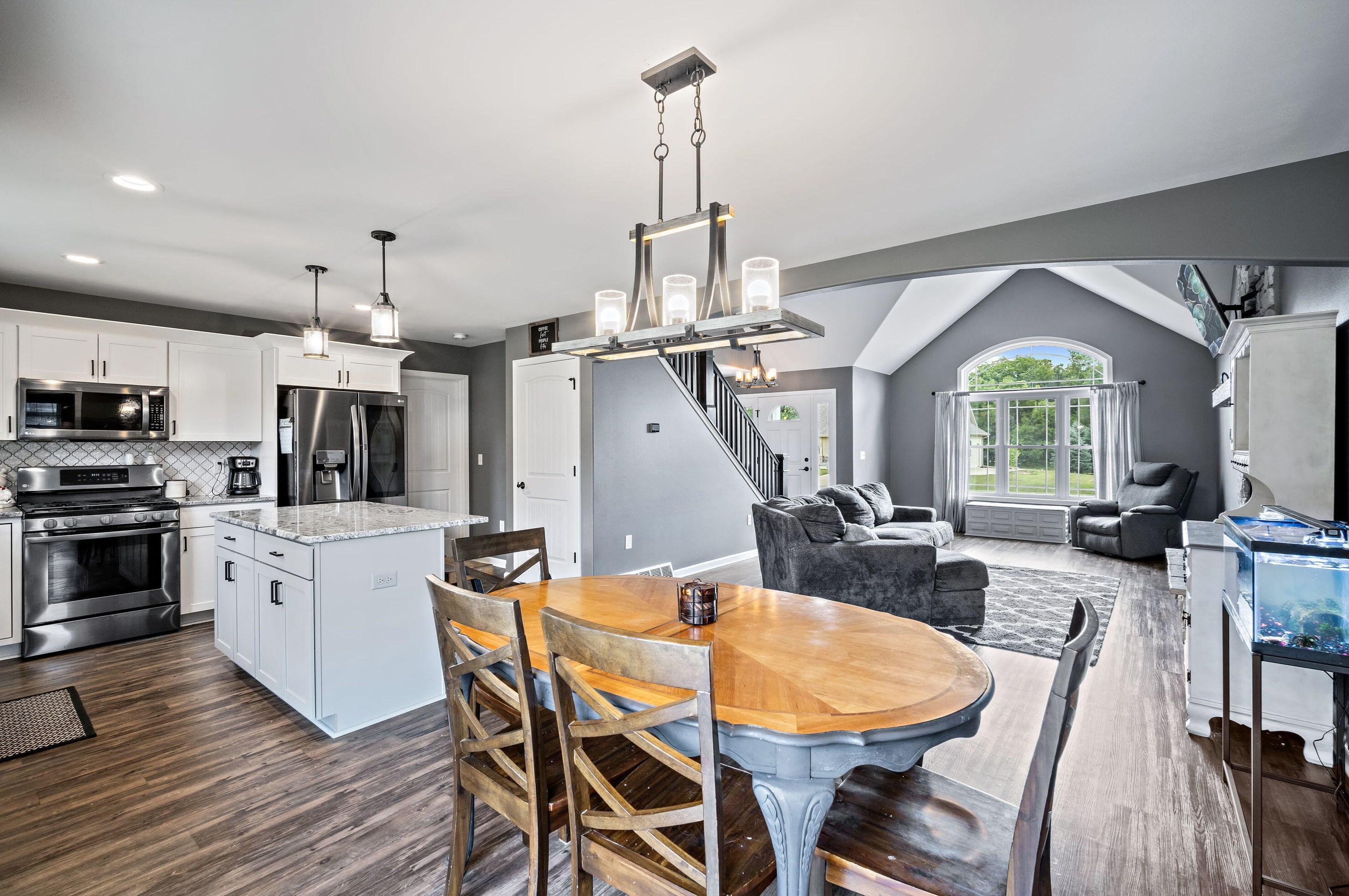 404 Appletree Ln, Eagle WI 53119-2135 exterior