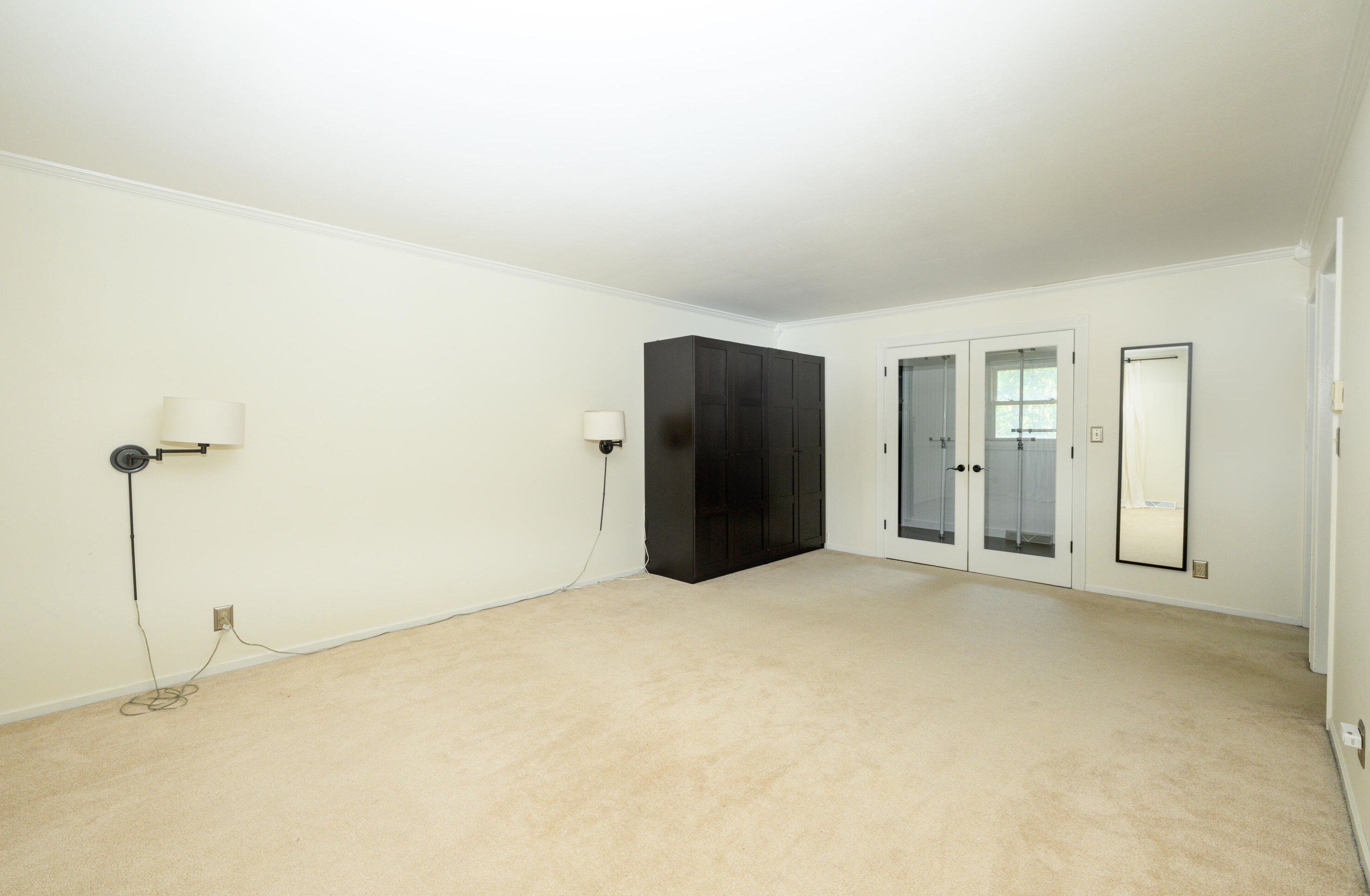 16565 Burleigh Pl, Brookfield WI  53005-2733 exterior