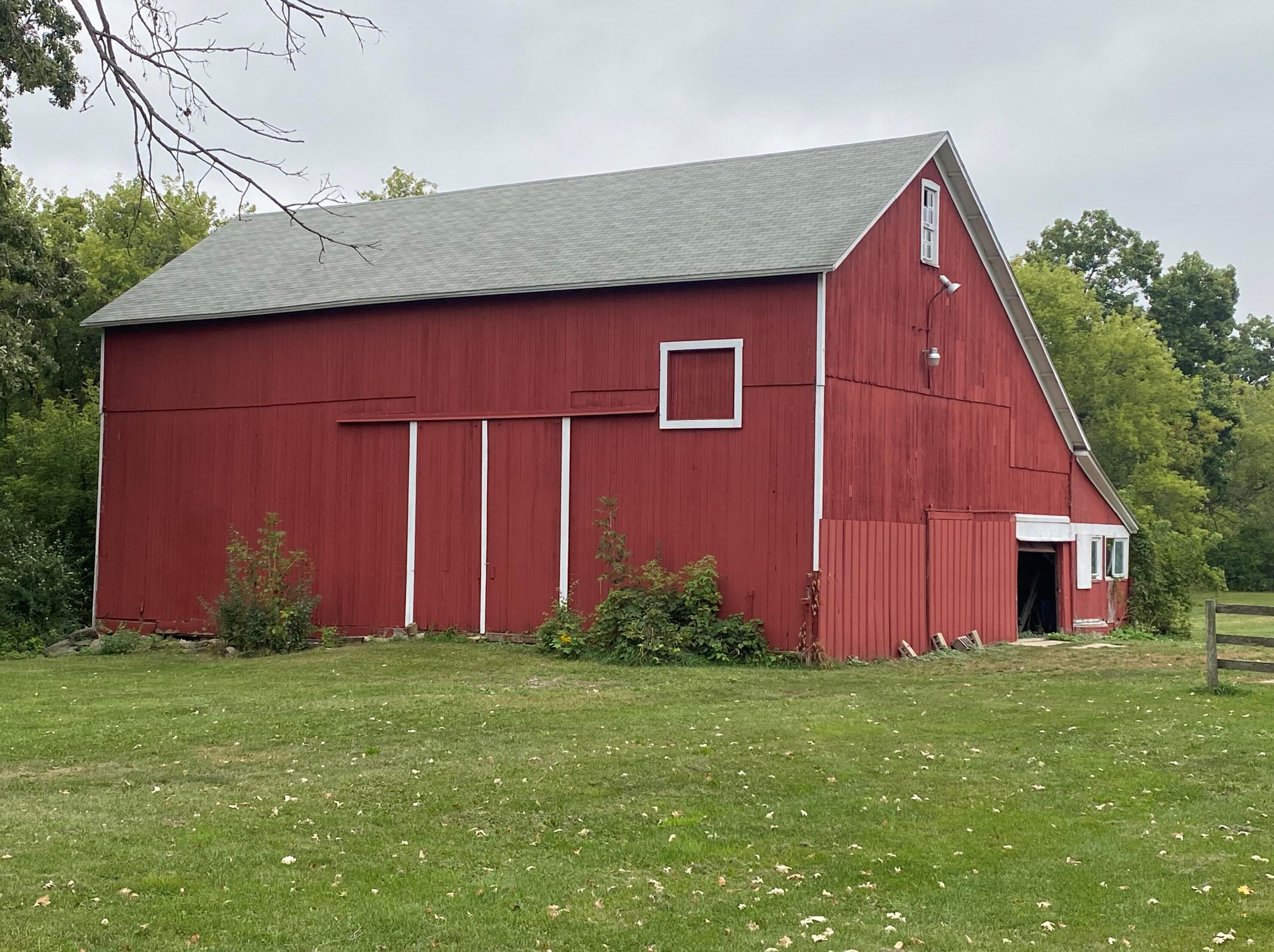 5211 Sheard Rd, Kansasville, WI 53139