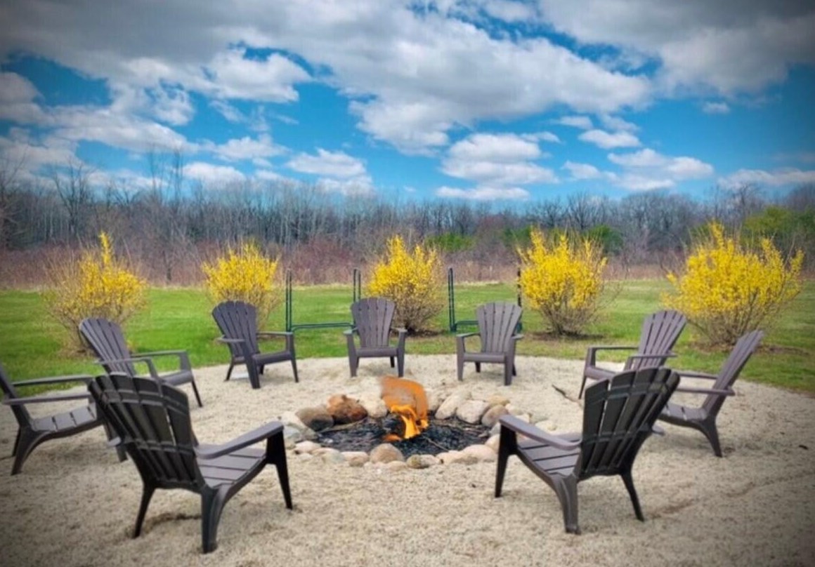 7909 Riverside Rd, Waubeka, WI 53021-9608