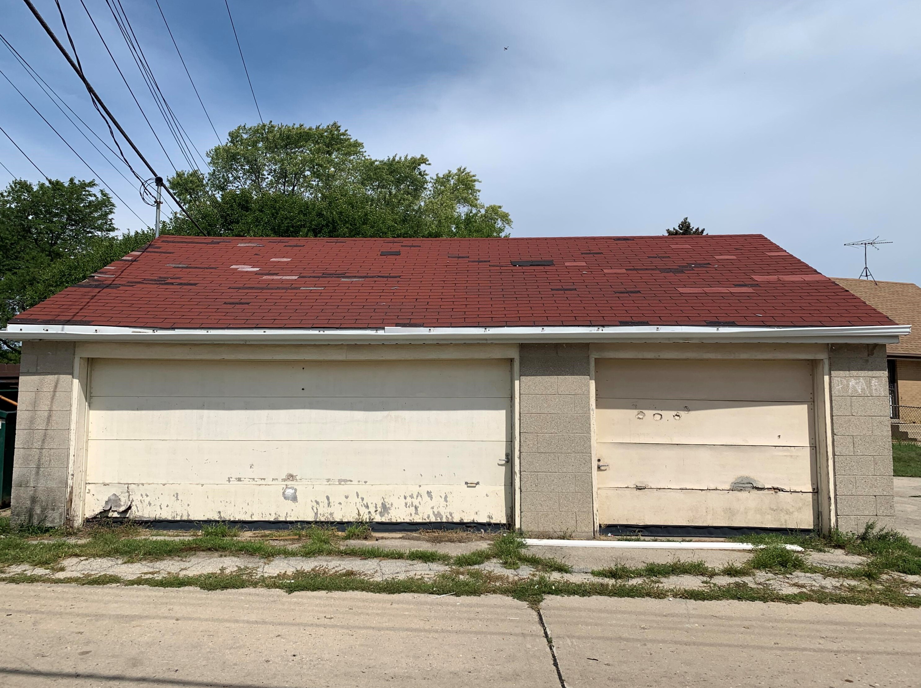 7400 74th St, Milwaukee, WI 53218-5648