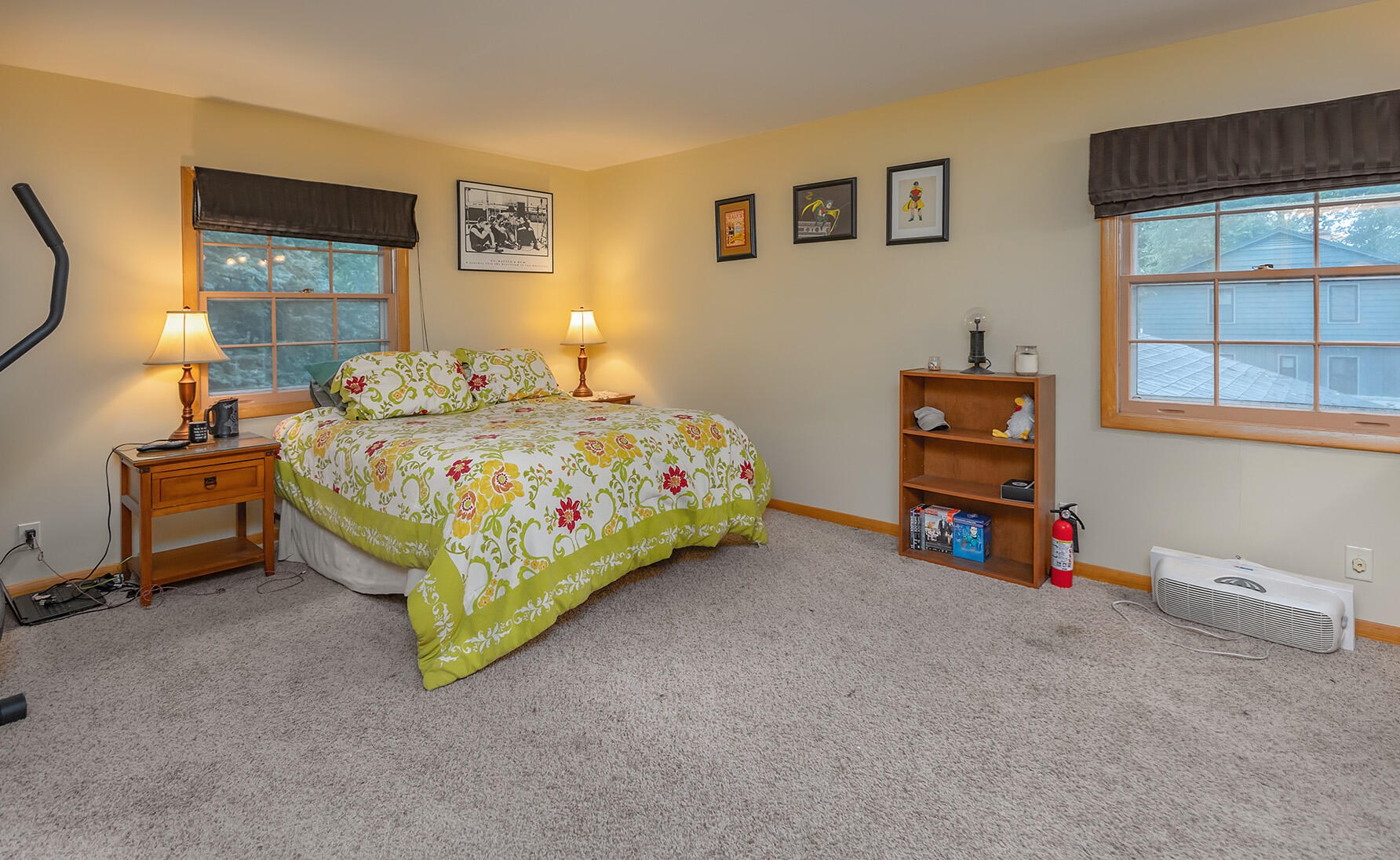 4510 Knollwood Dr, Racine WI 53403-3966 exterior