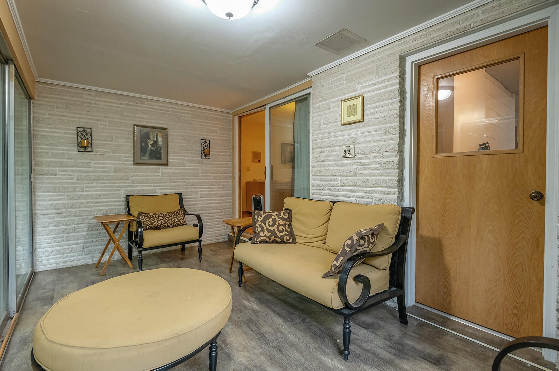 4510 Knollwood Dr, Racine WI 53403-3966 exterior