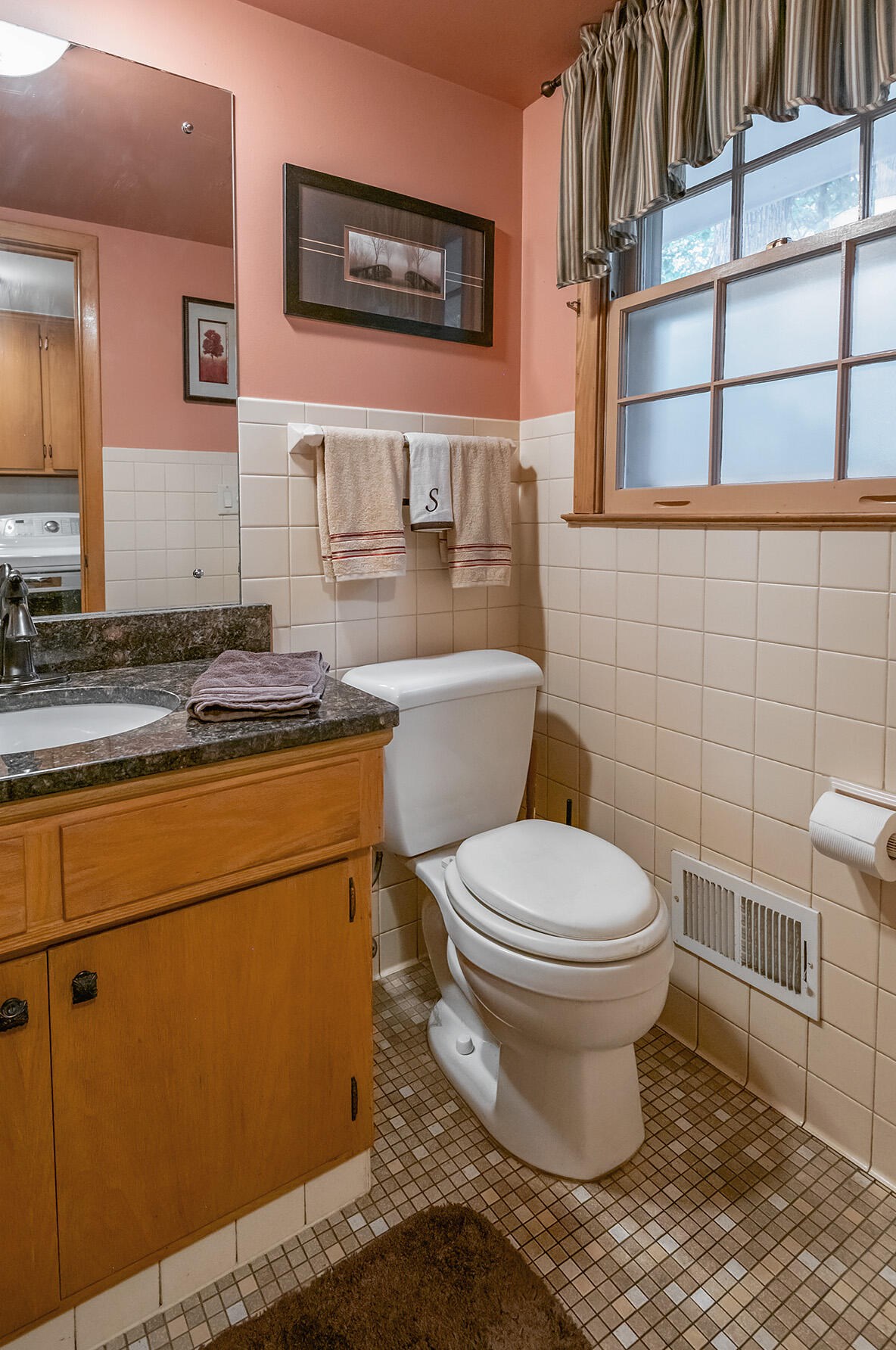 4510 Knollwood Dr, Racine WI 53403-3966 exterior