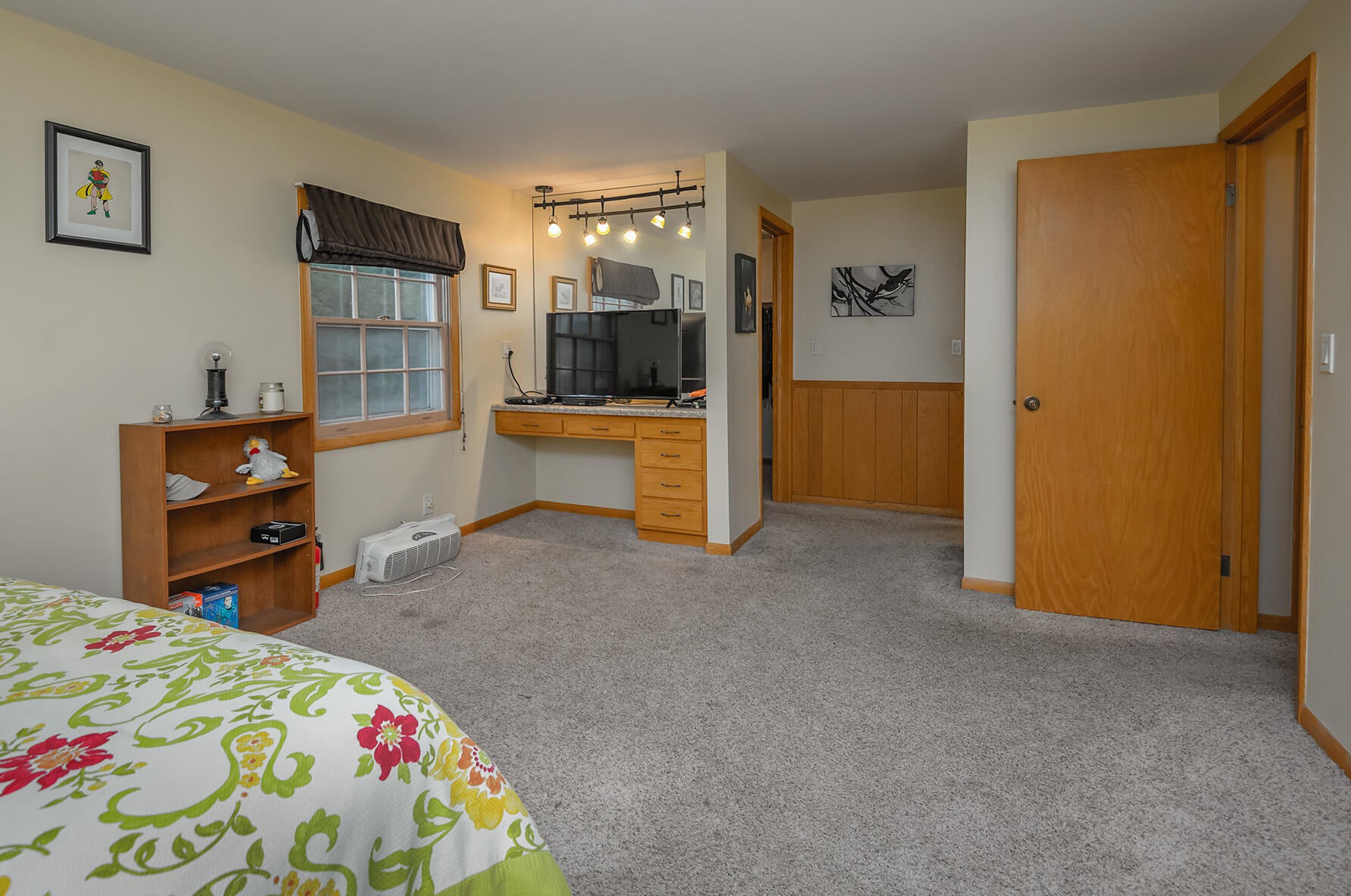 4510 Knollwood Dr, Racine WI 53403-3966 exterior