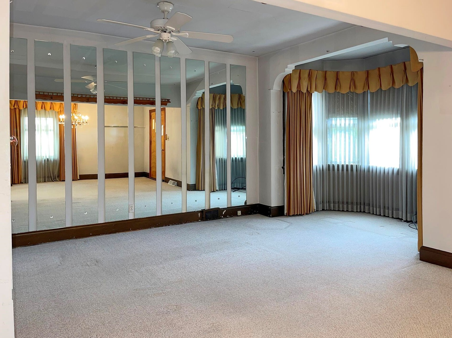 3861 Barnard Ave, Cudahy, WI 53110-1523
