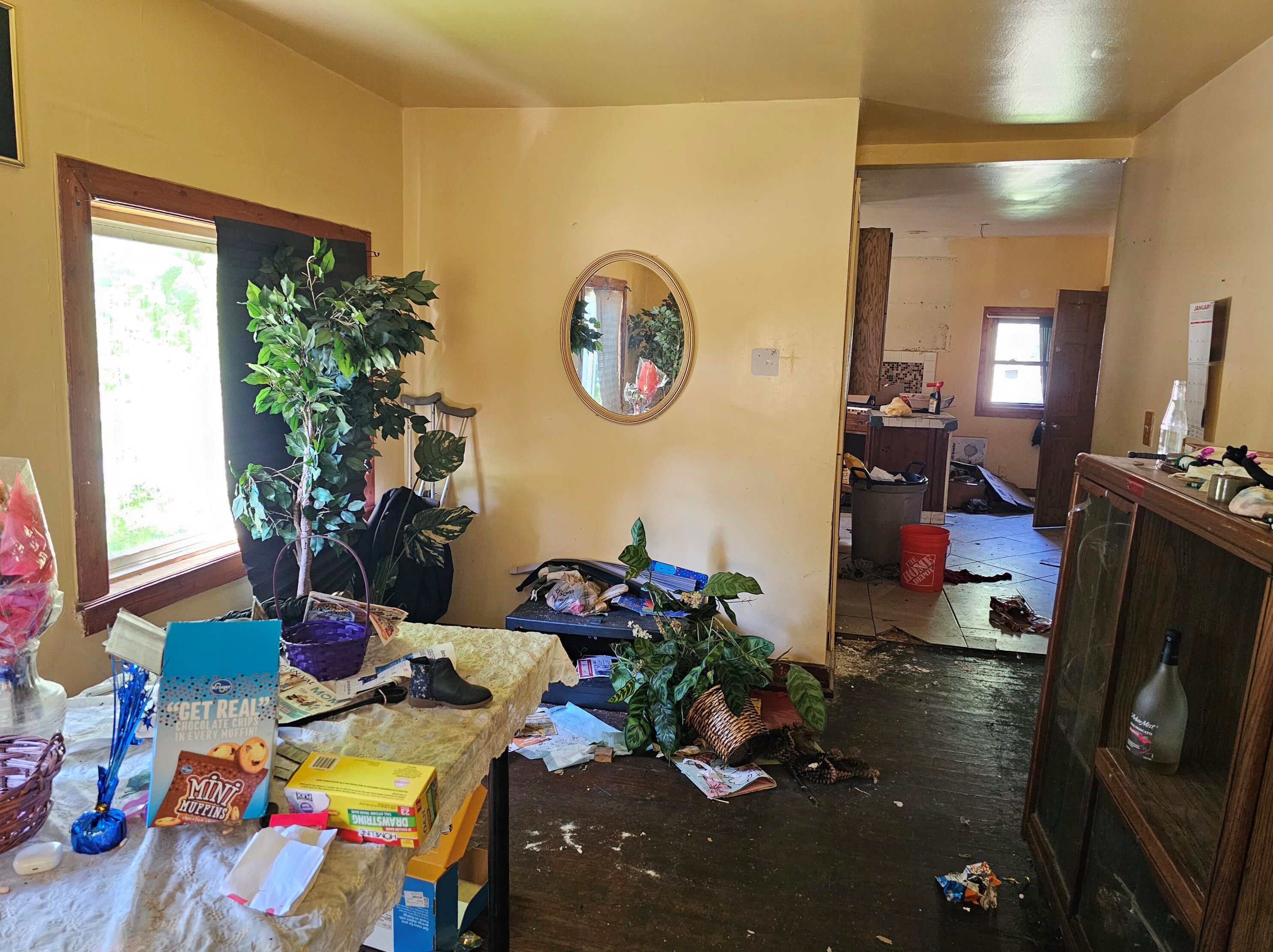 3301 37th St, Milwaukee, WI 53216-3725