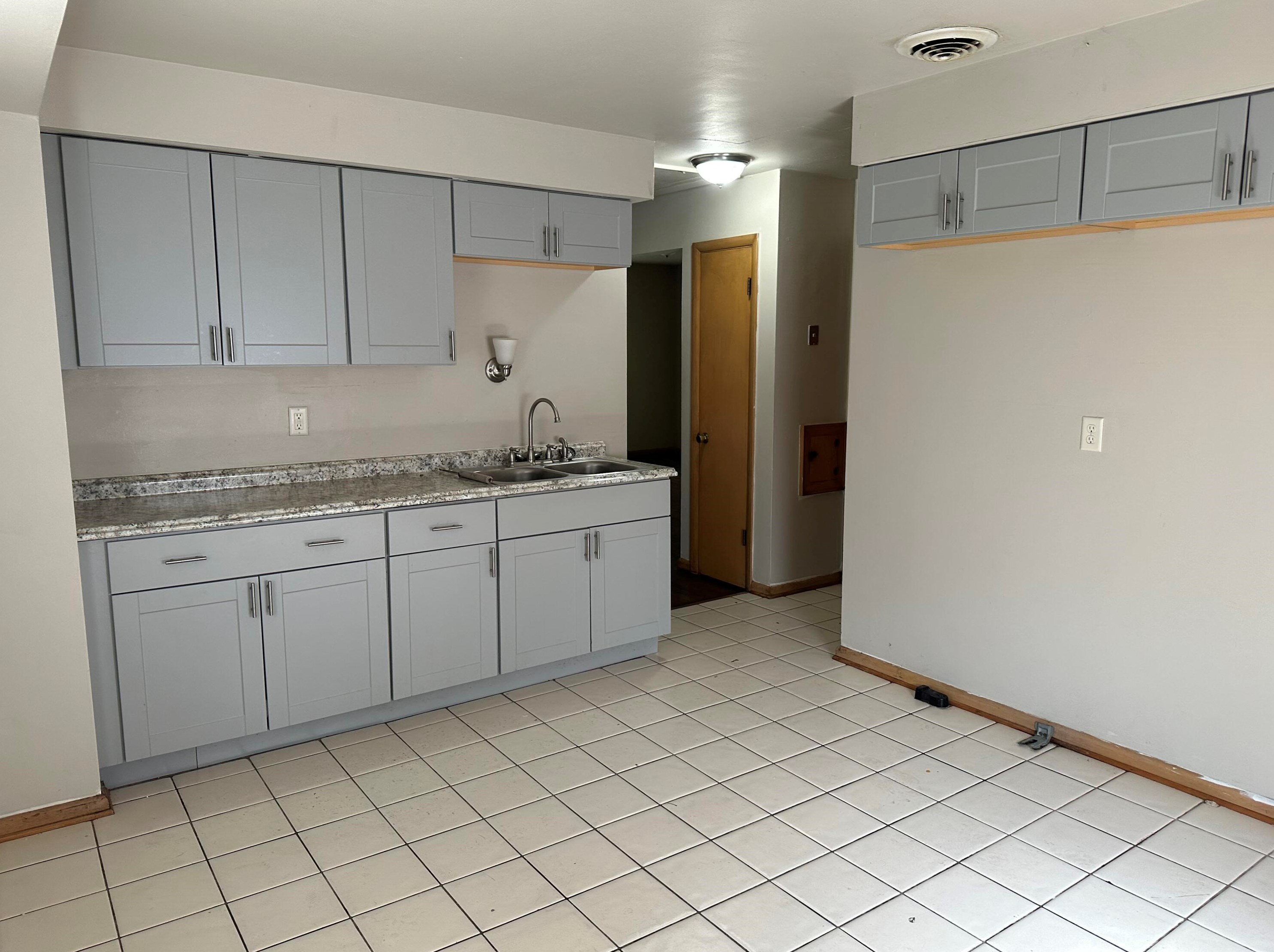 4163 N 71st St, Milwaukee, WI 53216