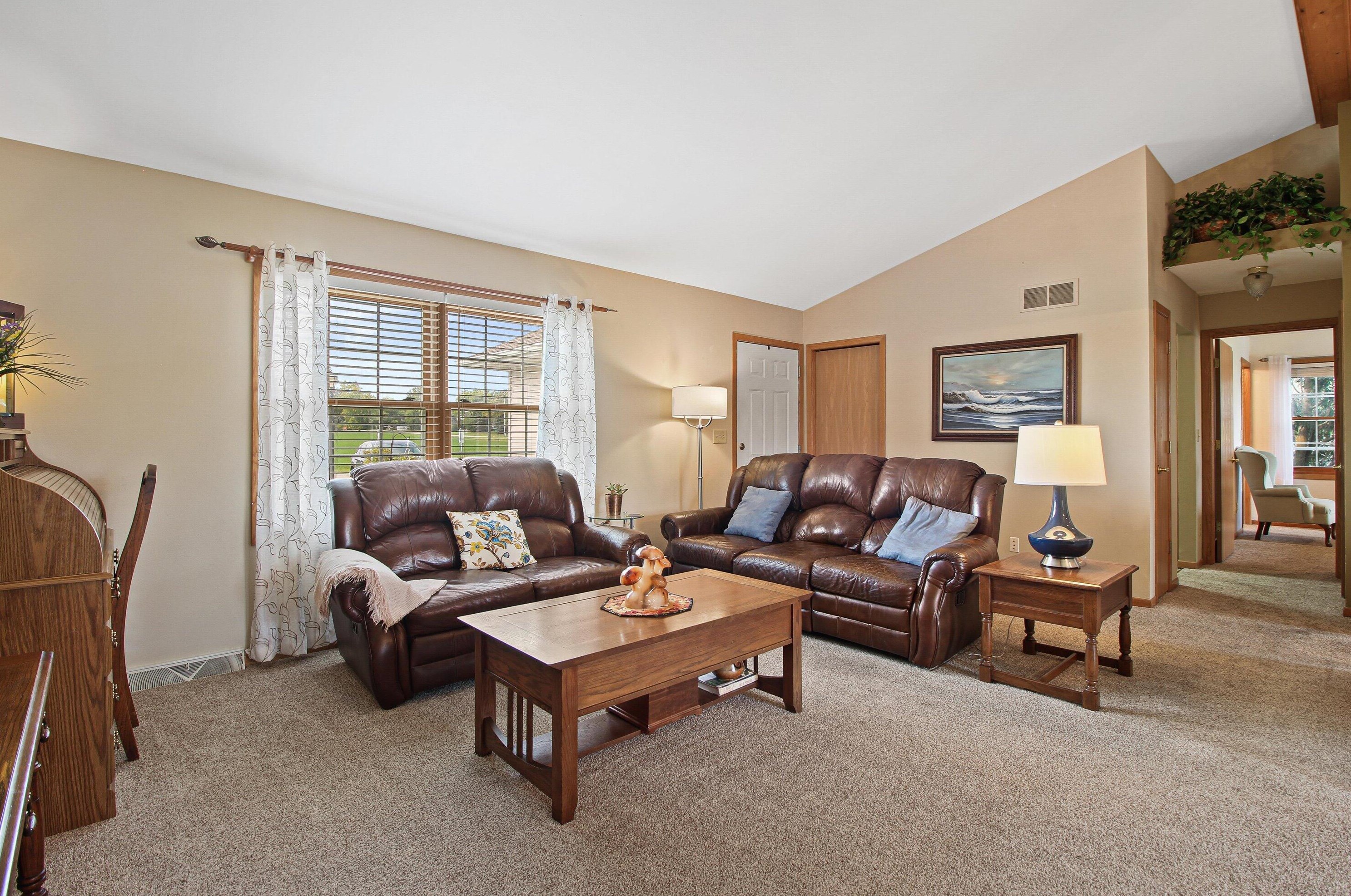 7931 N Tichigan Rd, Waterford, WI 53185