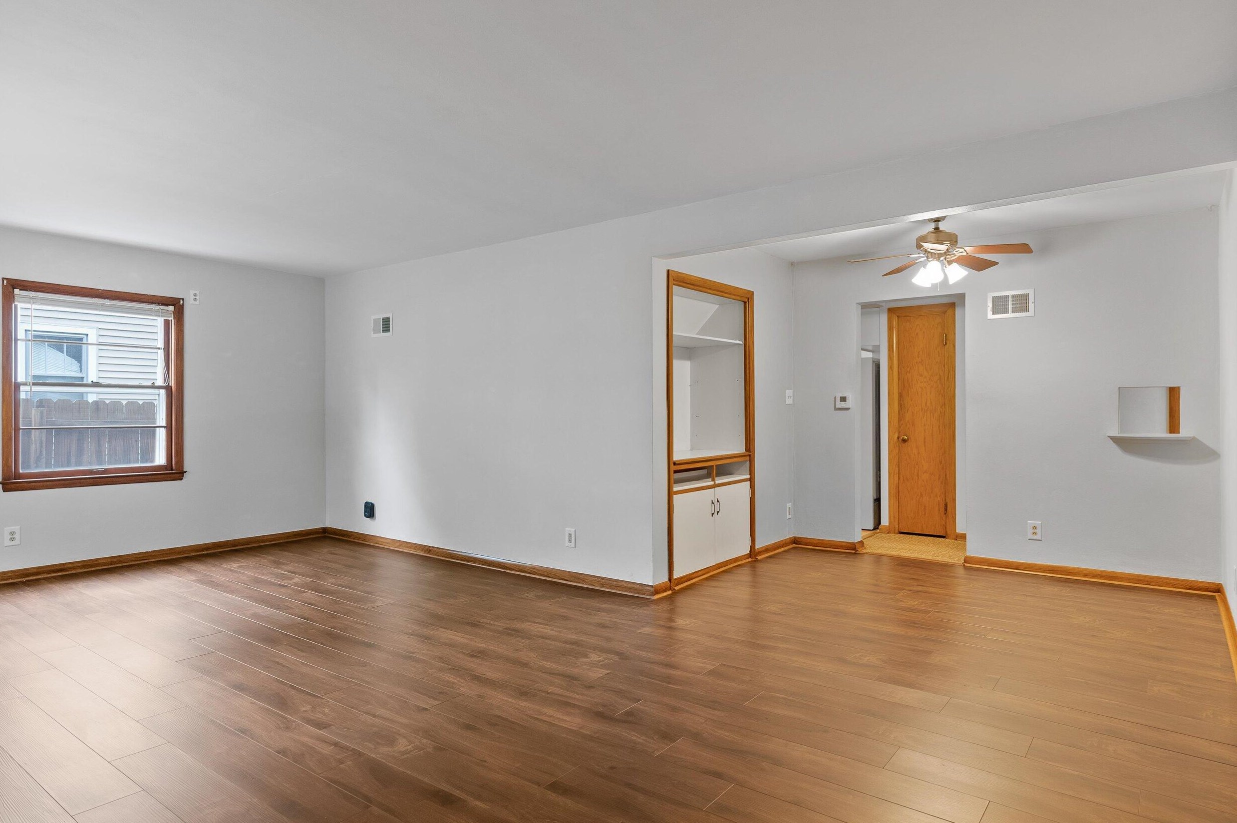 443 S 8th Ave, West Bend, WI 53095