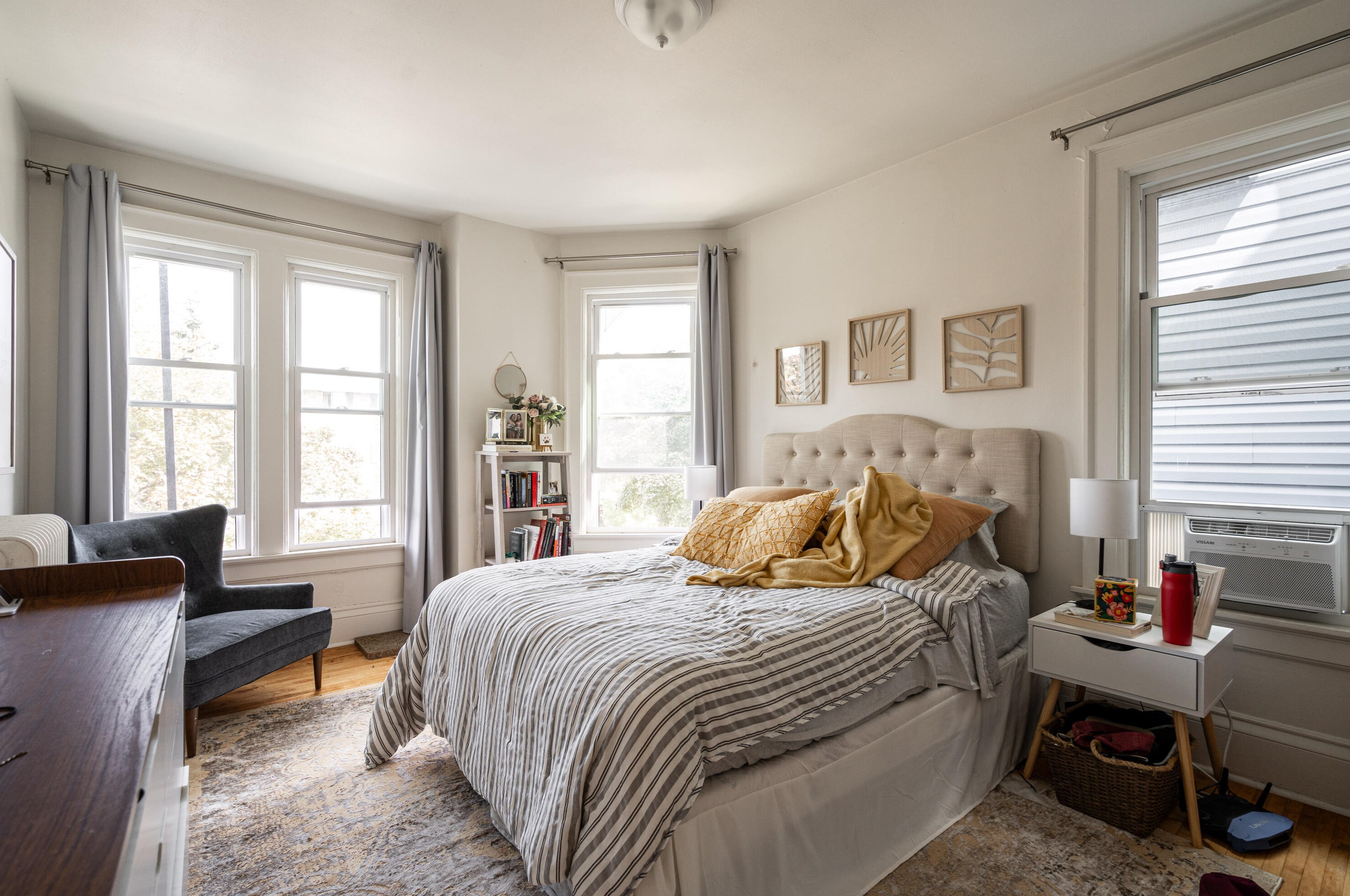 2519 N Murray Ave, Milwaukee, WI 53211