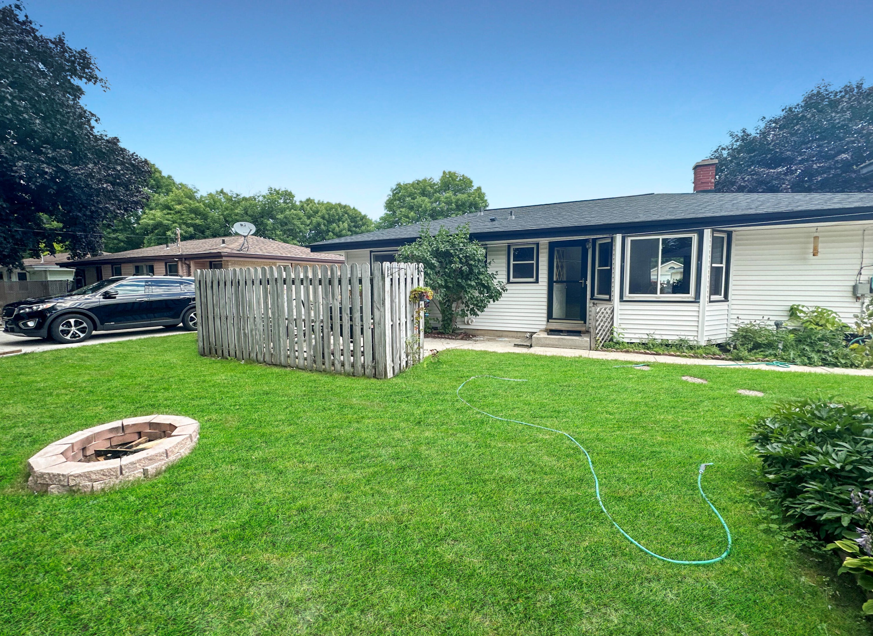 3122 18th St, Sheboygan, WI 53081-6649