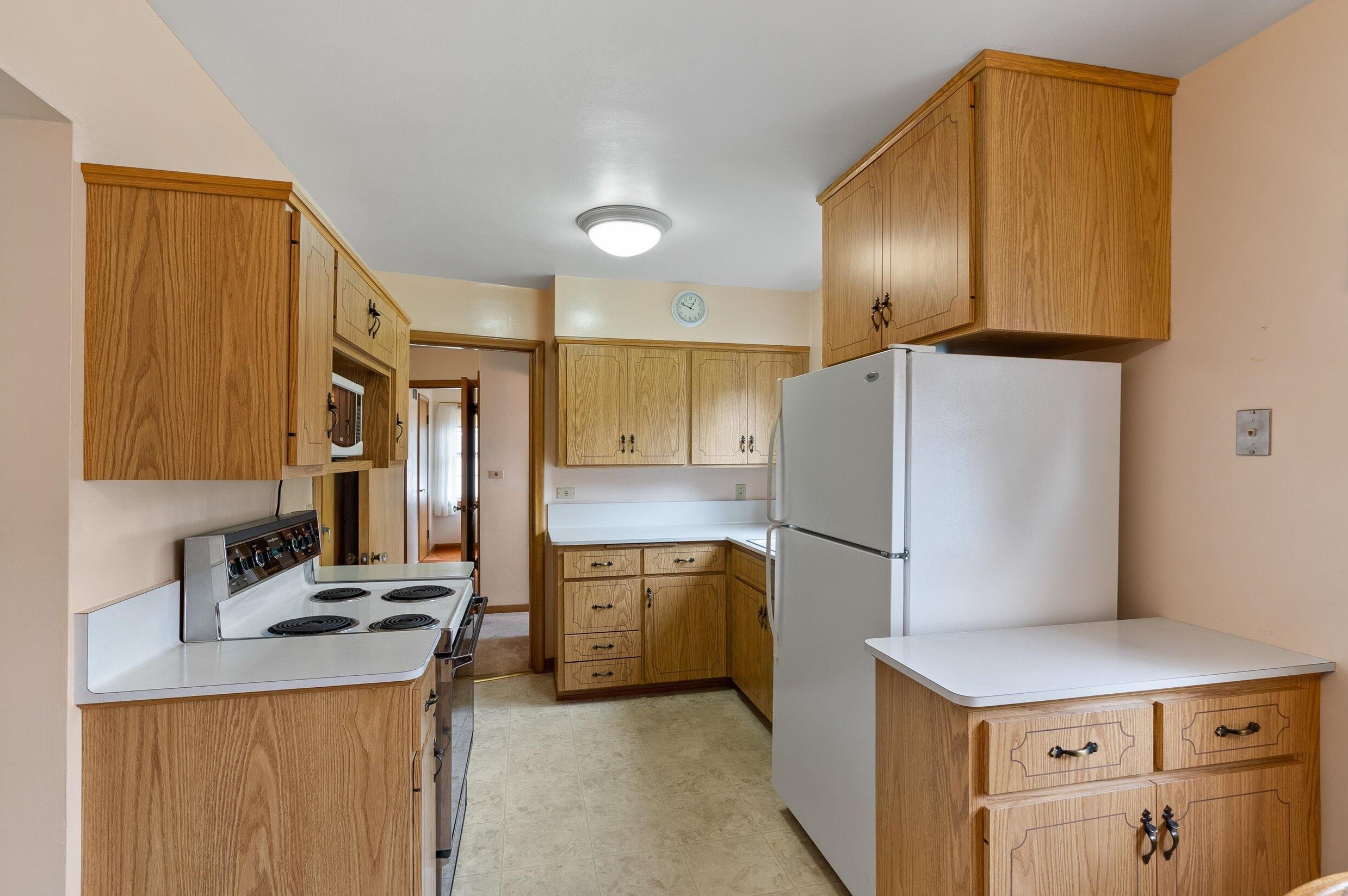 231 Douglas St, Port Washington, WI 53074-1307
