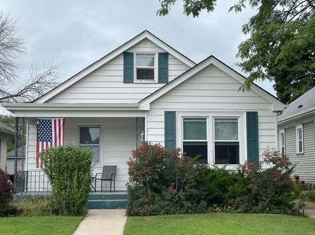 428 Augusta St, Racine, WI 53402-4406