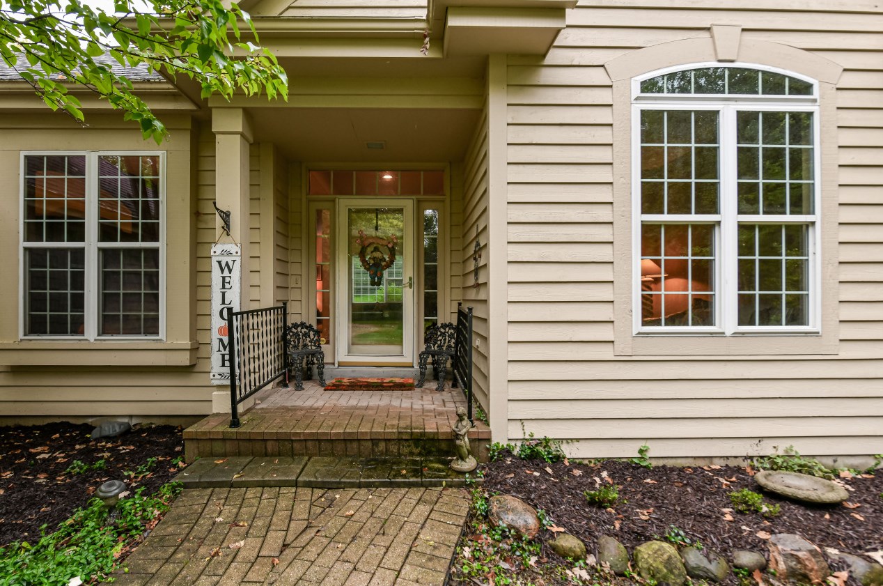 1342 Geneva National Ave, Lake Geneva, WI 53147