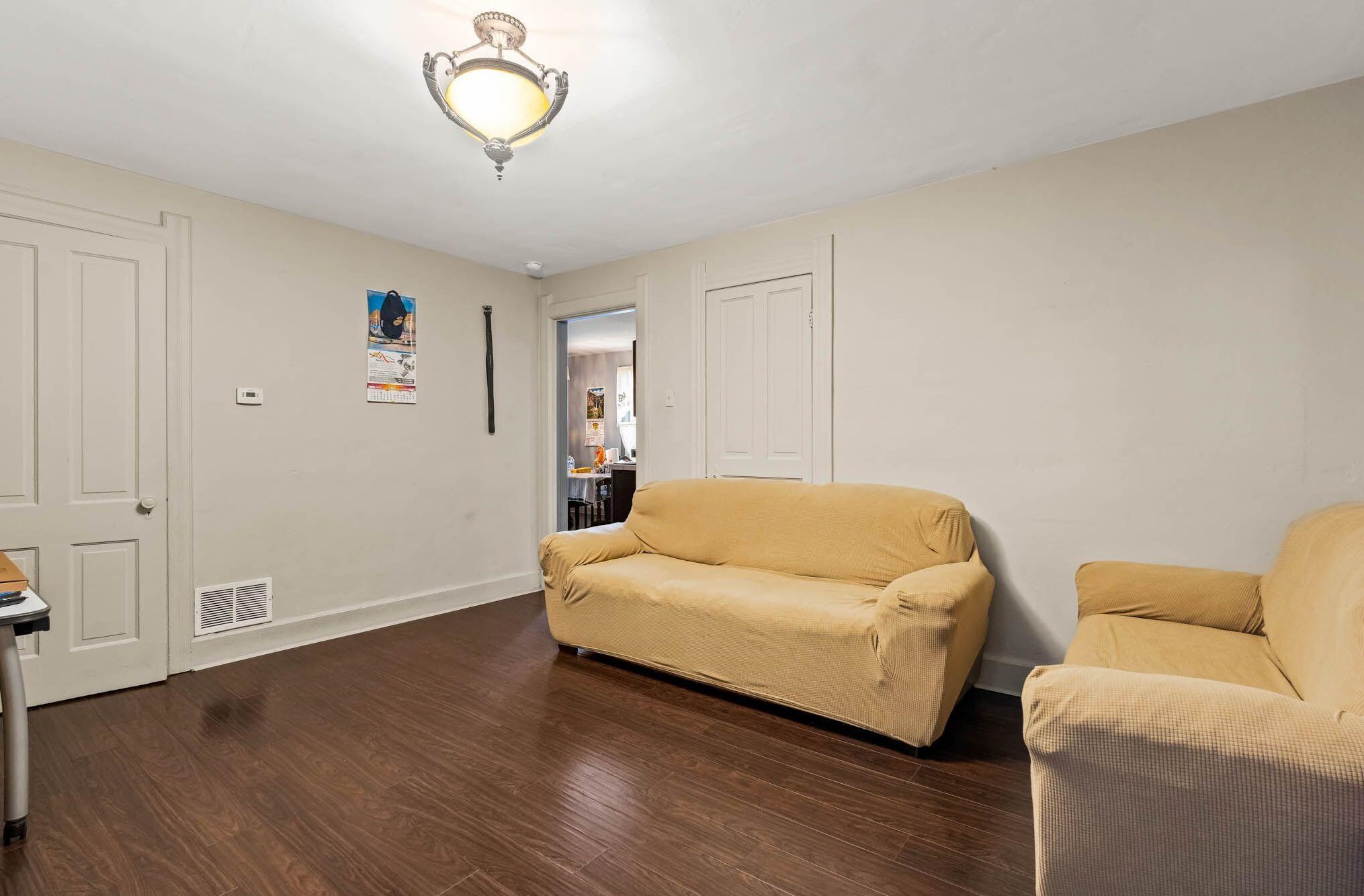 2861 7 St, Milwaukee WI 53215-3907 exterior