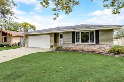 1117 Illinois St, Racine, WI 53405-2724