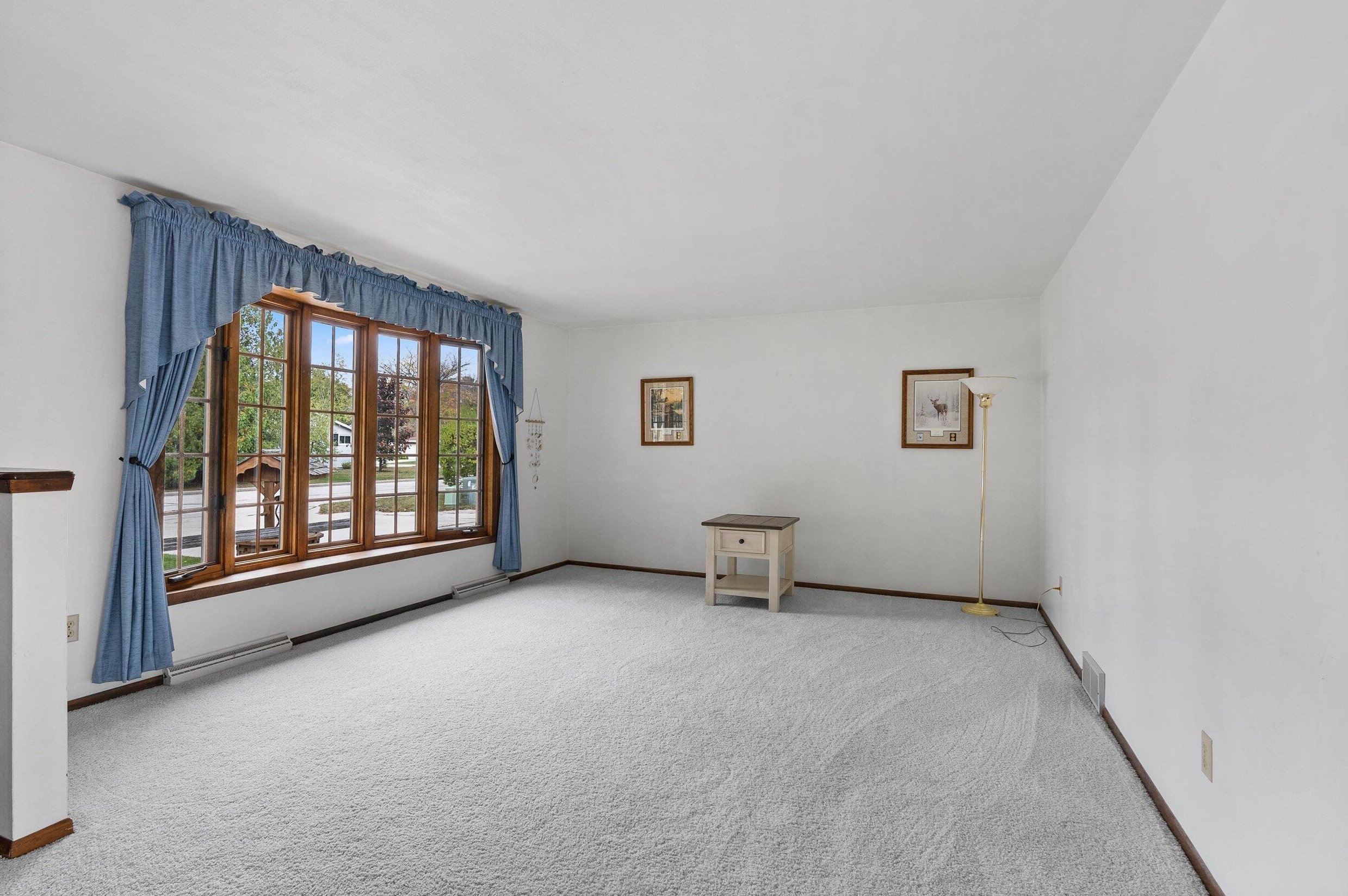412 Van Buren Rd, Sheboygan, WI 53083