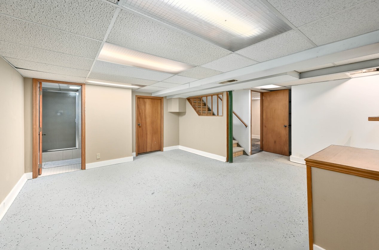 1016 Isabelle Ave, Racine WI  53402-4126 exterior