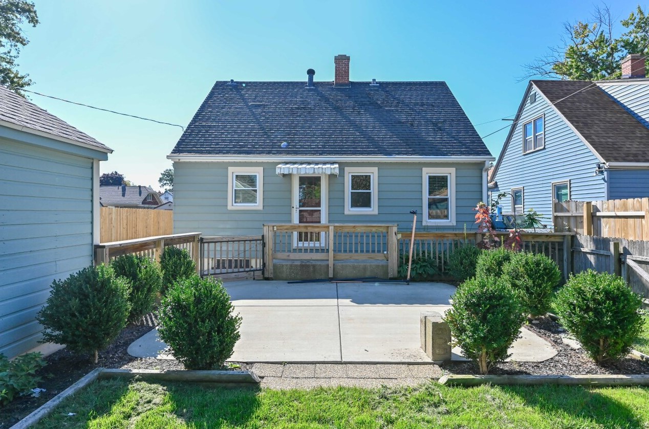 1016 Isabelle Ave, Racine WI  53402-4126 exterior