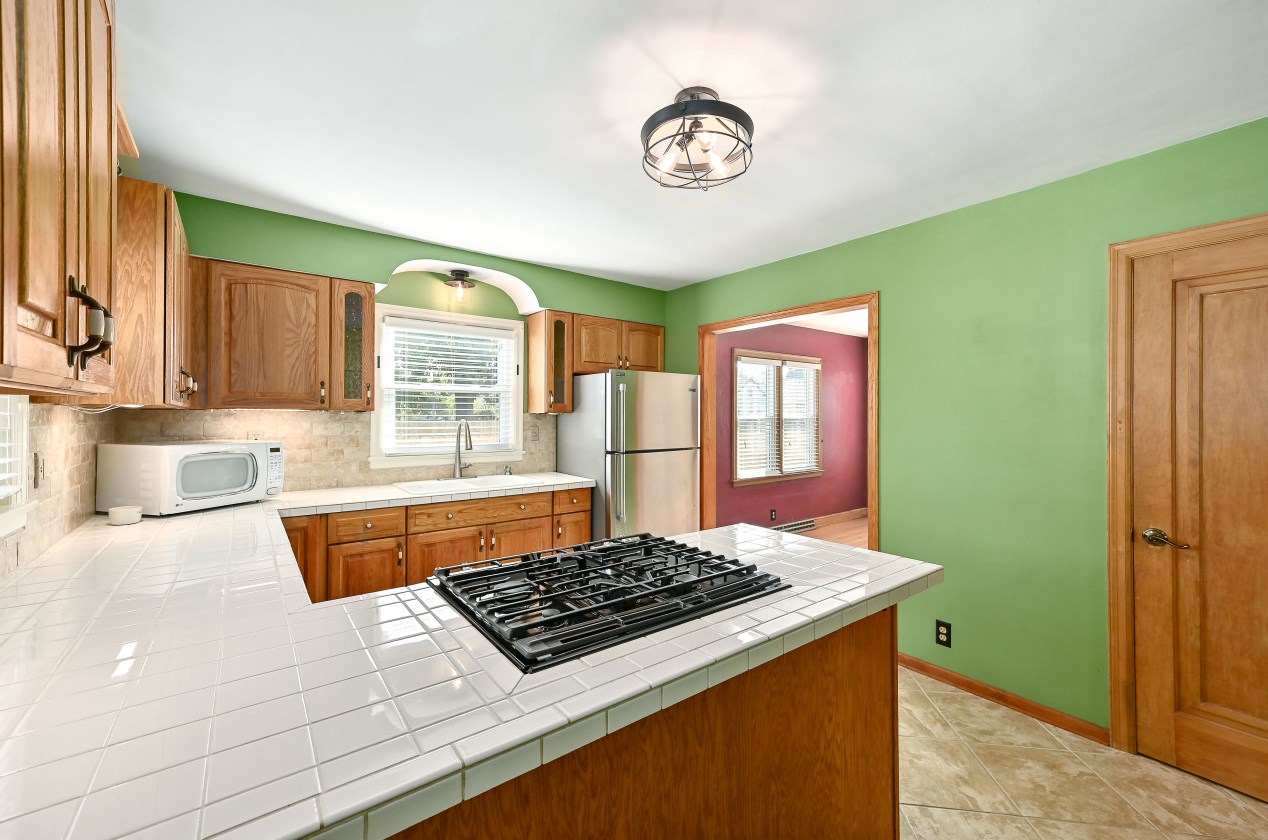 1016 Isabelle Ave, Racine WI  53402-4126 exterior