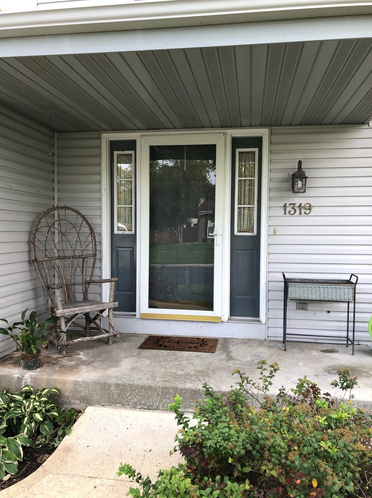 1319 Montclair Pl, Fort Atkinson, WI 53538-1382