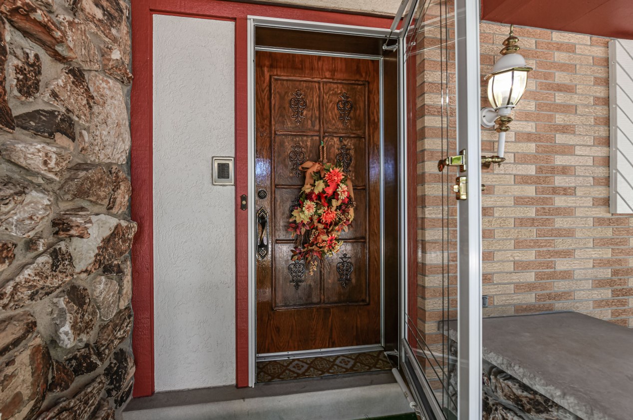 2195 Brittany Ct, Brookfield, WI 53045-4978