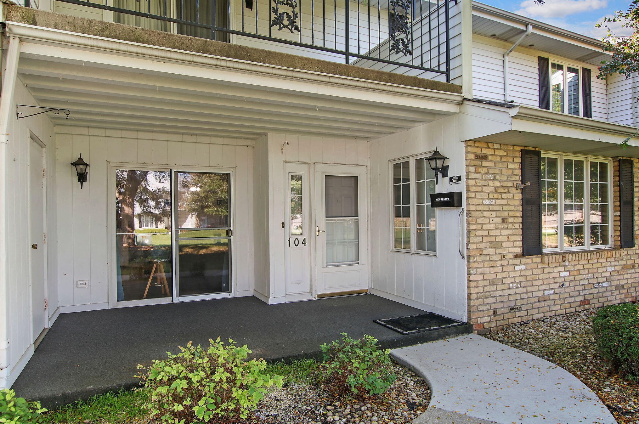 3116 86th St #104, Kenosha, WI 53142