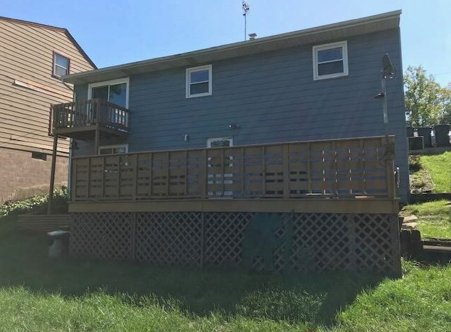 2104 Easy St, Waukesha, WI 53188